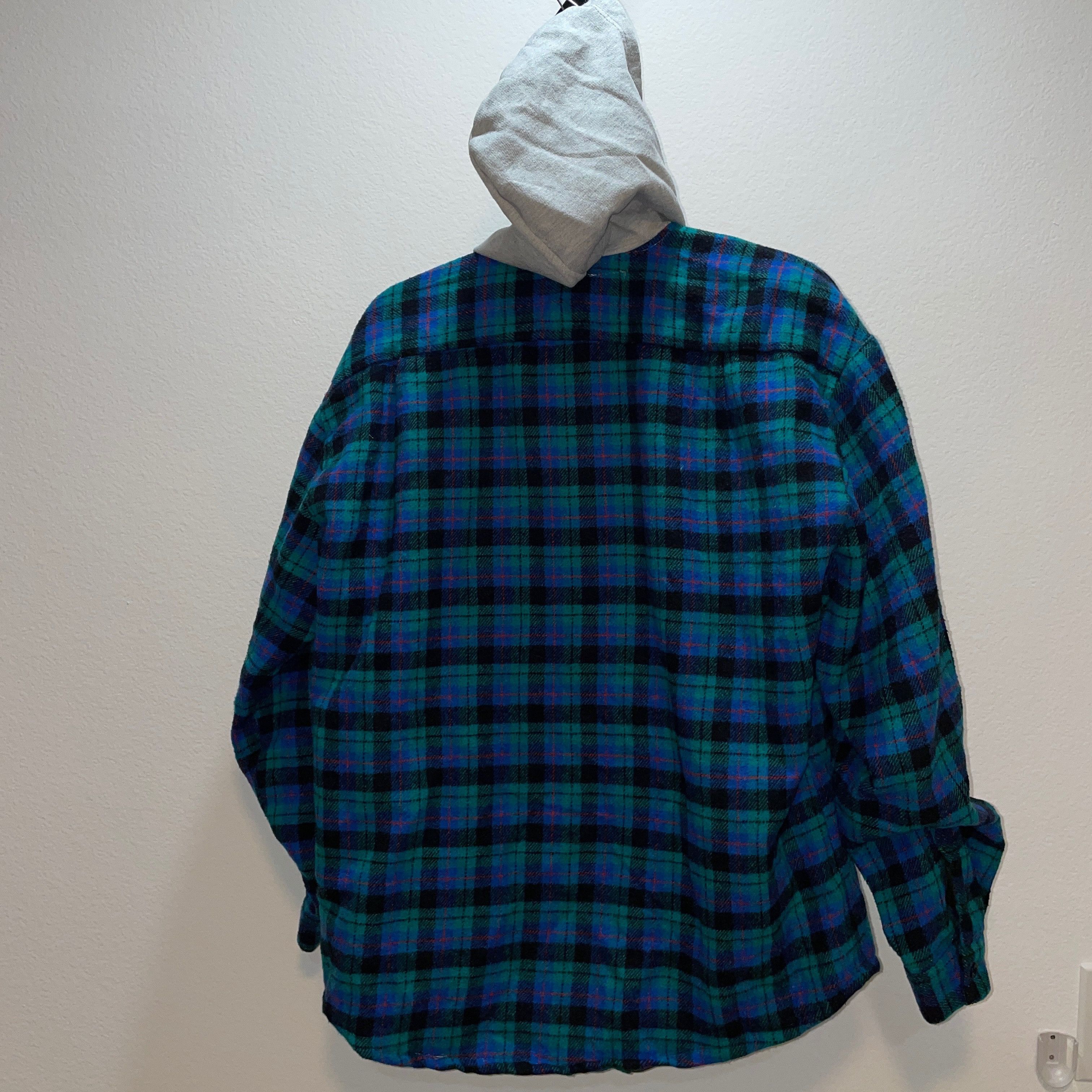 Other Rustic Outfitters insulated hooded flannel jacket Size US L / EU 52-54 / 3 - 7 Thumbnail
