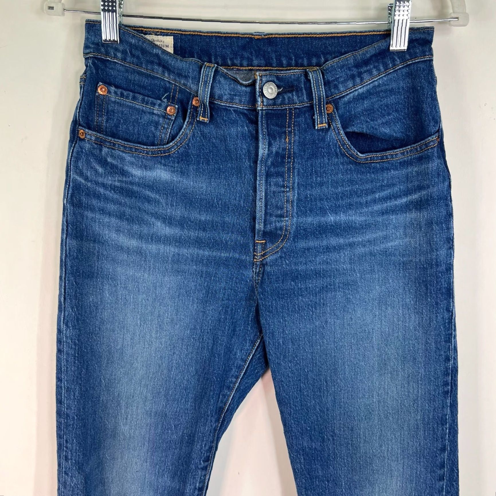Levi's VINTAGE Levi's 501 Women's Jeans Size 27x26 High Rise Medium Wash Blue Big E Size 27" / US 4 / IT 40 - 2 Thumbnail