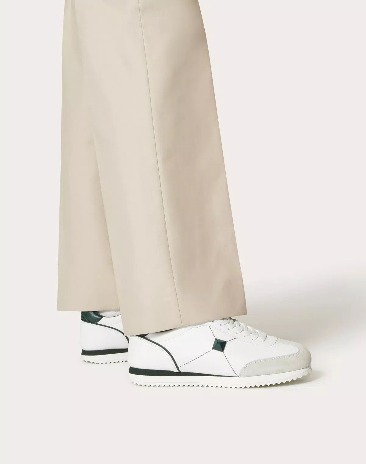 oc11z0625 Stud Around Low Top Sneaker in White