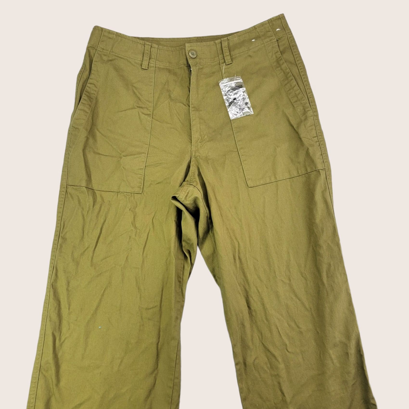 Uniqlo Uniqlo Pants Womens 12 Green Chino Relaxed Fit Cotton Twill Casual Pockets Size 34" / US 12 / IT 48 - 1 Thumbnail