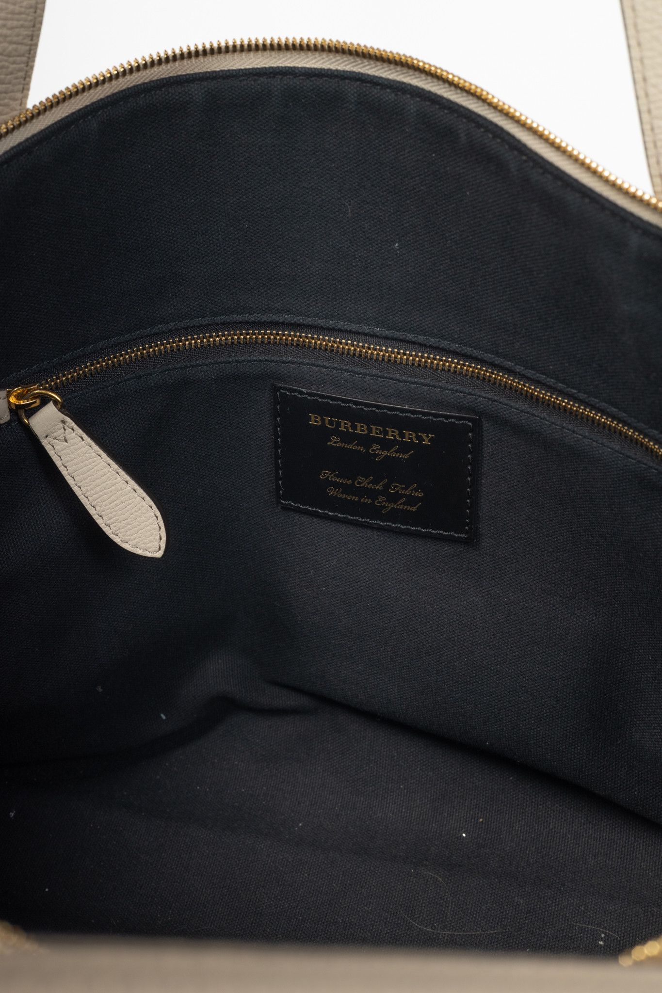 Burberry Burberry Welburn Cream Leather Check-Trim Tote Size ONE SIZE - 12 Thumbnail