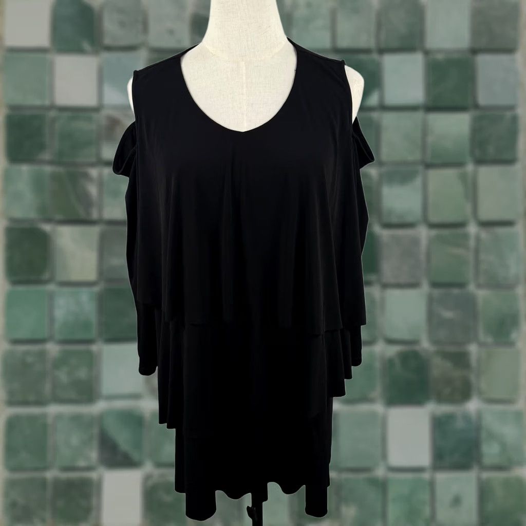 Vintage VINTAGE Susan Graver Womens 1X Cold Shoulder Top Black Tiered Ruffle V-Neck Fairygoth Size XL / US 12-14 / IT 48-50 - 1 Thumbnail