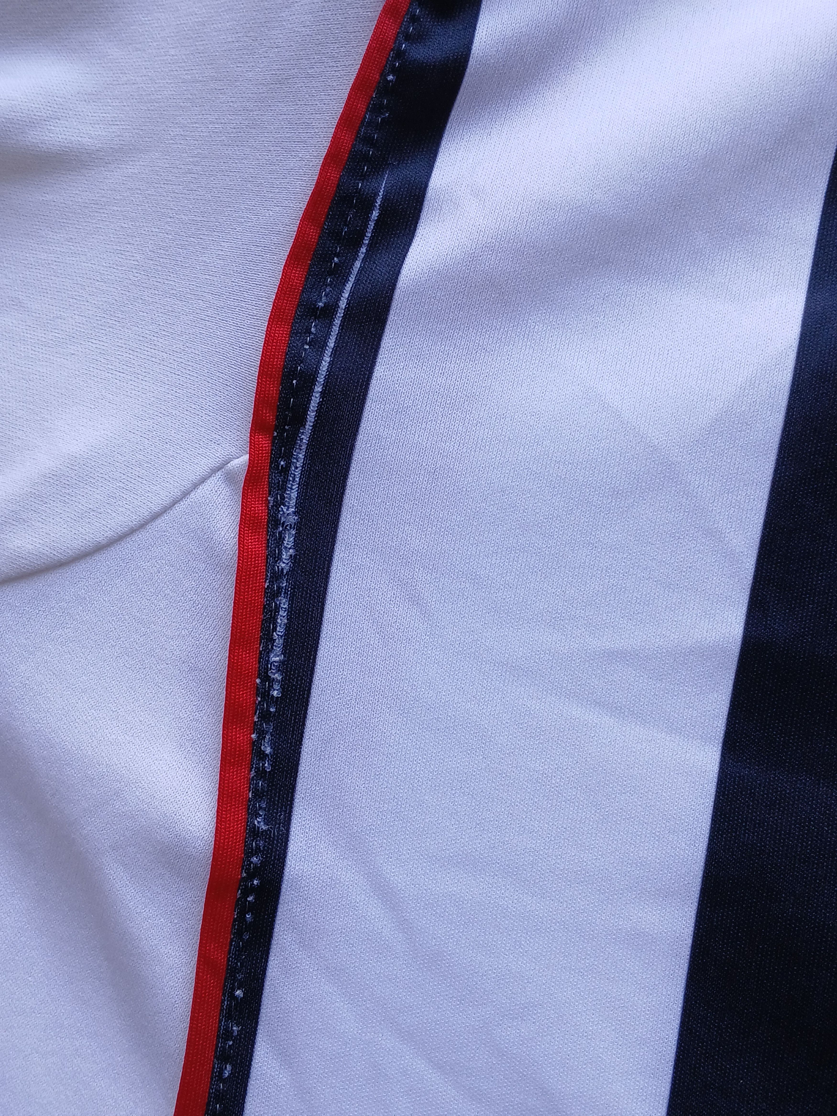 Other Besiktas 2004/2005 Away Football Jersey T-Shirt Size US L / EU 52-54 / 3 - 11 Thumbnail