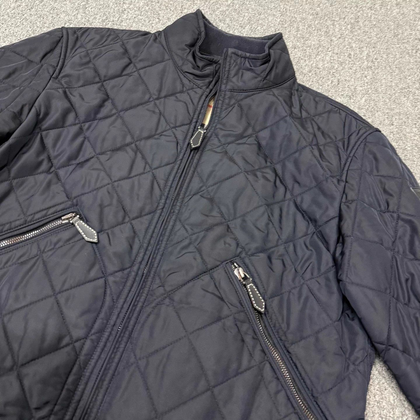 Burberry Burberry navy panelled stand collar jacket 48 Size US M / EU 48-50 / 2 - 3 Thumbnail