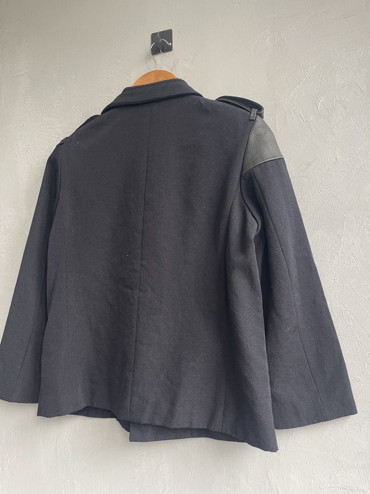 Yohji Yamamoto Yohji Yamamoto AW02 Leather Patch Officer Jacket Size M / US 6-8 / IT 42-44 - 6 Thumbnail