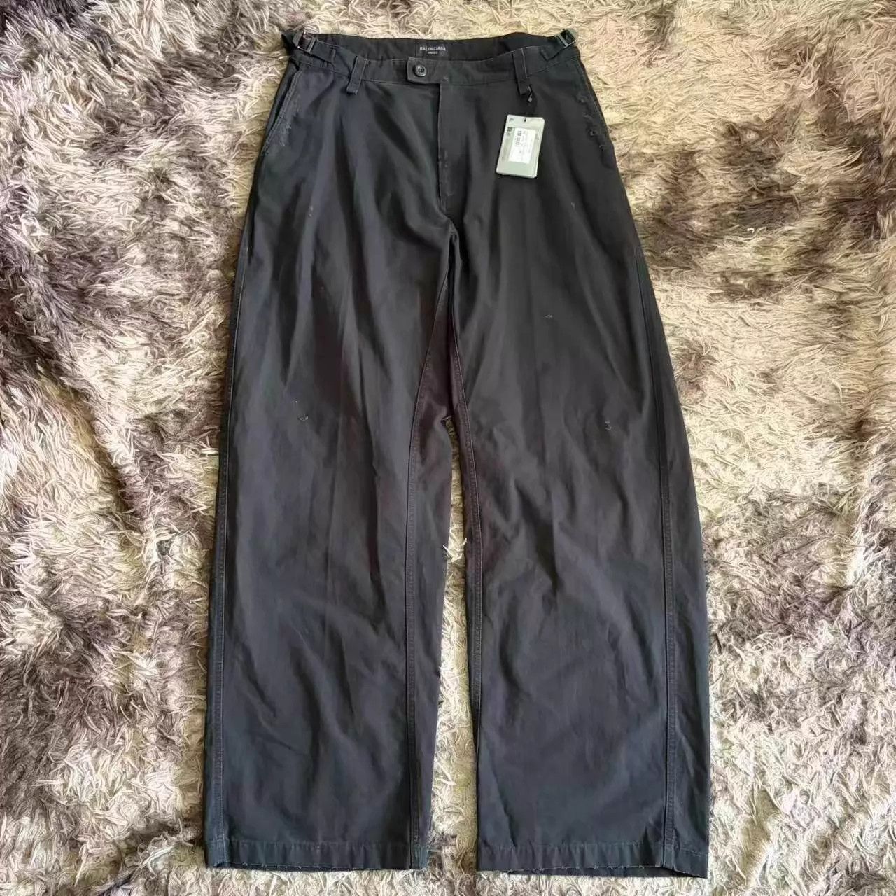 Balenciaga Balenciaga Men's Black Mid-Waist Loose Straight Cargo Pants S Size US 30 / EU 46 - 1 Thumbnail