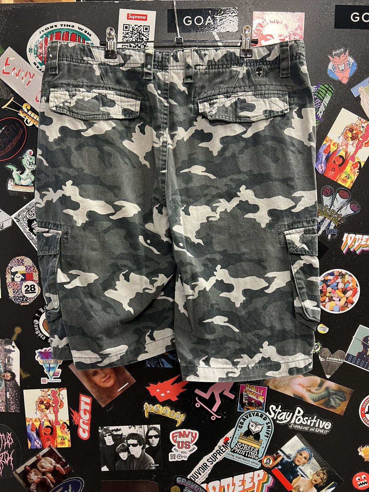 Hawk Vintage Hawk Camo Shorts Size US 36 / EU 52 - 2 Thumbnail