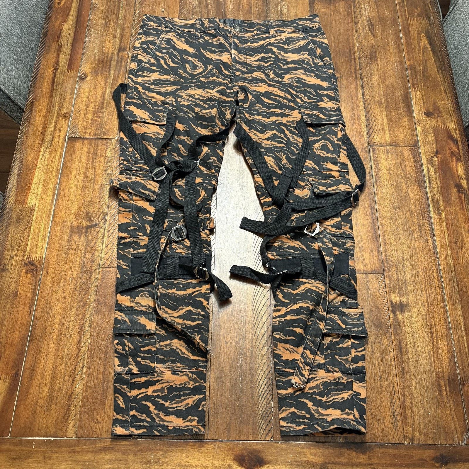Valabasas Valabasas Pants Men 36x32 Tiger Camo Cargo Strap Buckle Slim Size US 36 / EU 52 - 6 Thumbnail