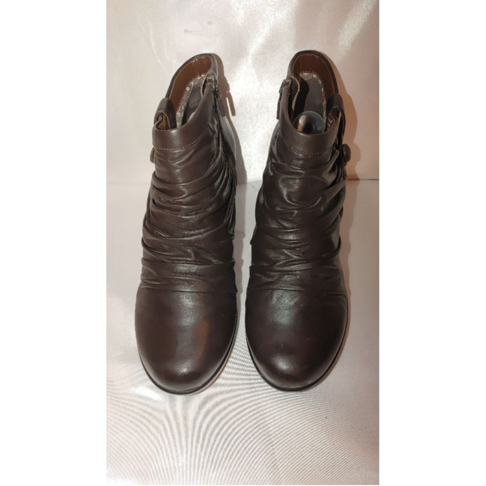 Dansko Dansko Ruched Buffy Leather Ankle Booties Size 38 Size US 7.5 / IT 37.5 - 4 Thumbnail
