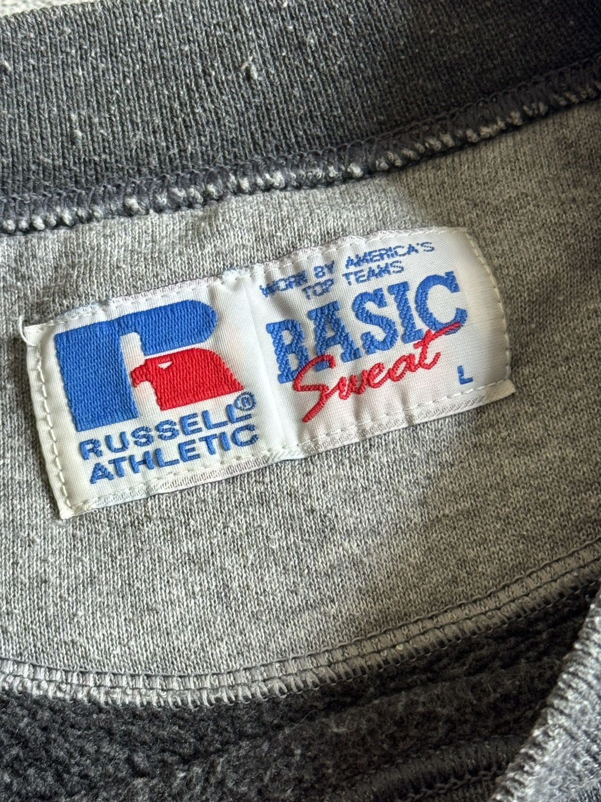 Russell Athletic Russell Athletic L vintage retro sweatshirt jumper pullover Size US L / EU 52-54 / 3 - 5 Thumbnail