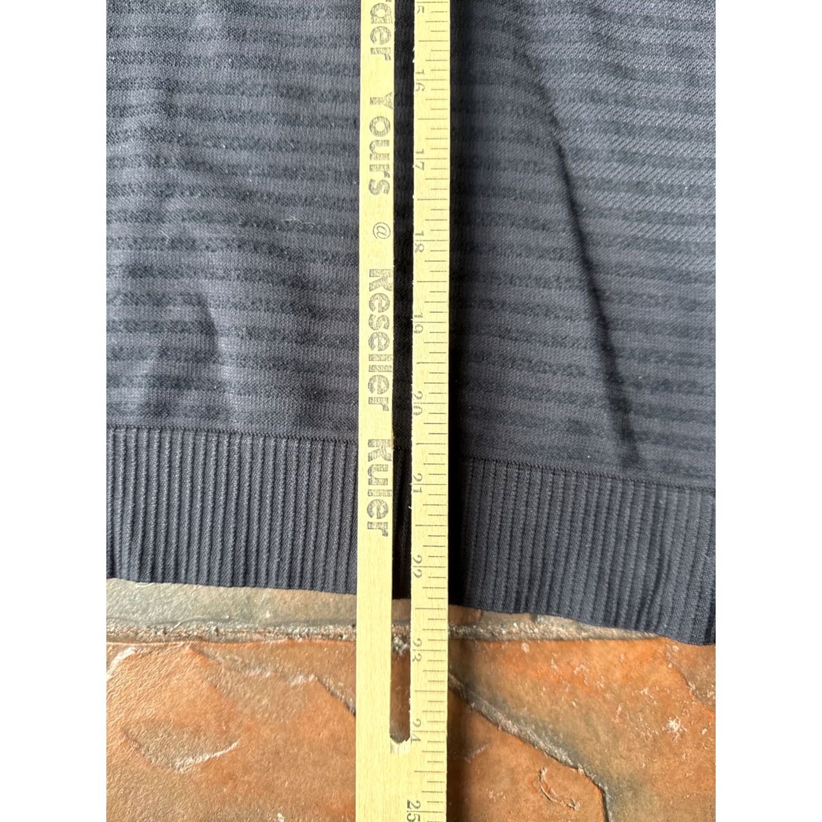 Lululemon VINTAGE? No. (But per rules: do not add) -> Sorry. Size S / US 4 / IT 40 - 5 Thumbnail