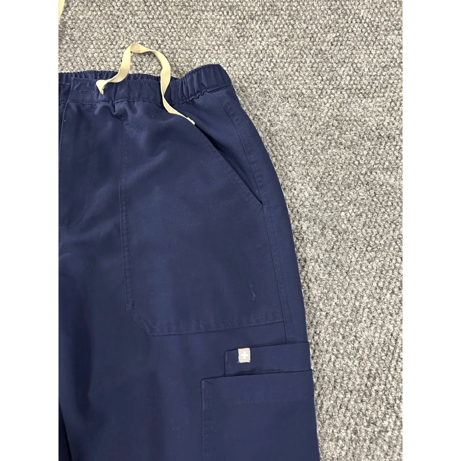 Vintage FIGS Pants Womens M Blue Jogger Scrub Technical Collection Pockets Zipper Logo Modern Workwear Size 32" / US 10 / IT 46 - 3 Thumbnail