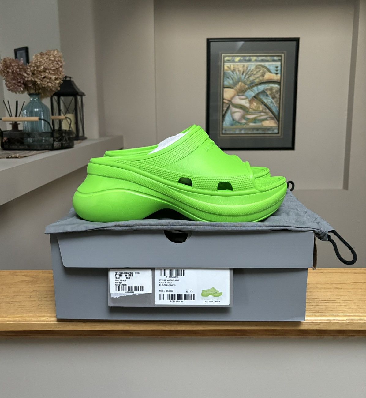 Balenciaga Balenciaga x Crocs Green Pool Slides Size US 10 / EU 43 - 1 Thumbnail