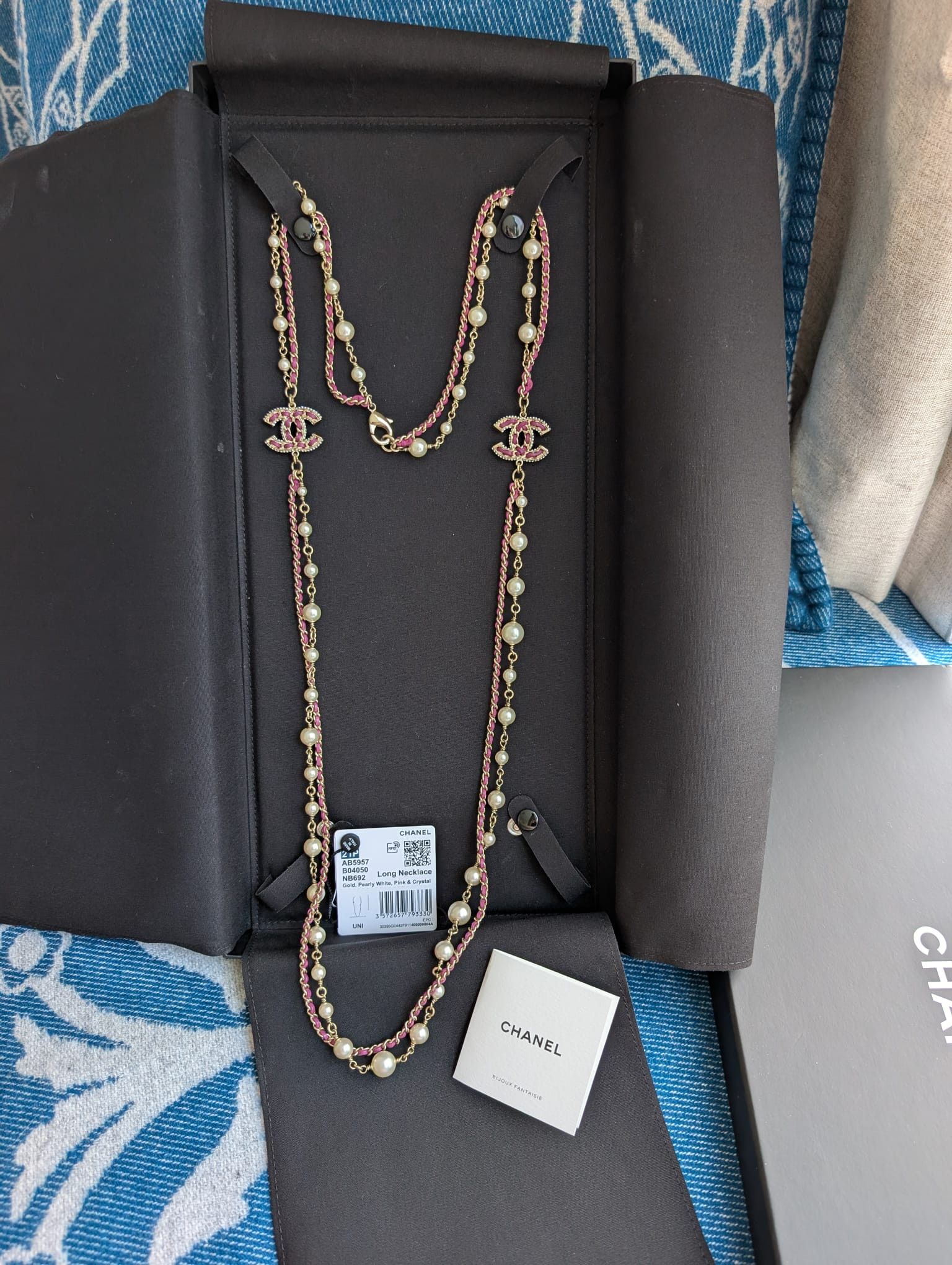 Chanel Chanel CC B21P Logo Pink Leather Pearl Crystal GHW Necklace Size ONE SIZE - 10 Thumbnail