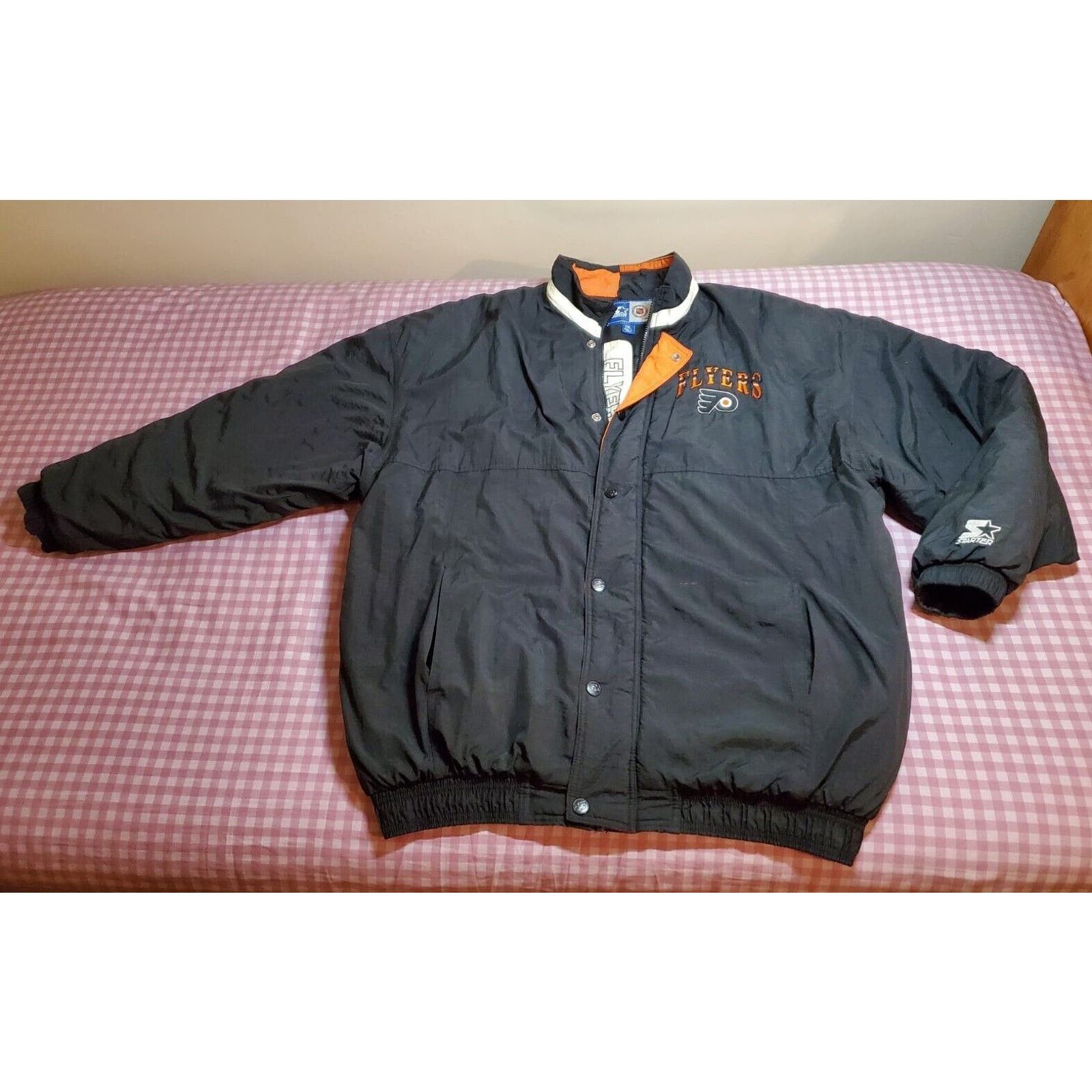 image of Starter 1990S Philadelphia Flyers Full Zip Nhl Jacket Puffer Read in Black, Men's (Size 2XL)