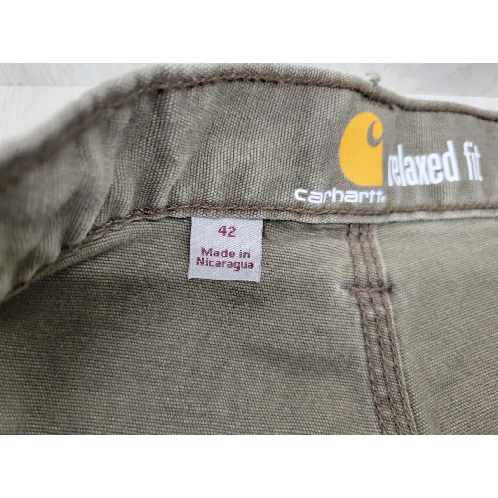 Carhartt VINTAGE Carhartt Relaxed Fit Canvas Shorts 42 Cargo Workwear Mens Green 21" Flat Across 9.5" Inseam 13" Leg Opening Cotton Canvas 102514-217 Size US 42 / EU 58 - 2 Thumbnail