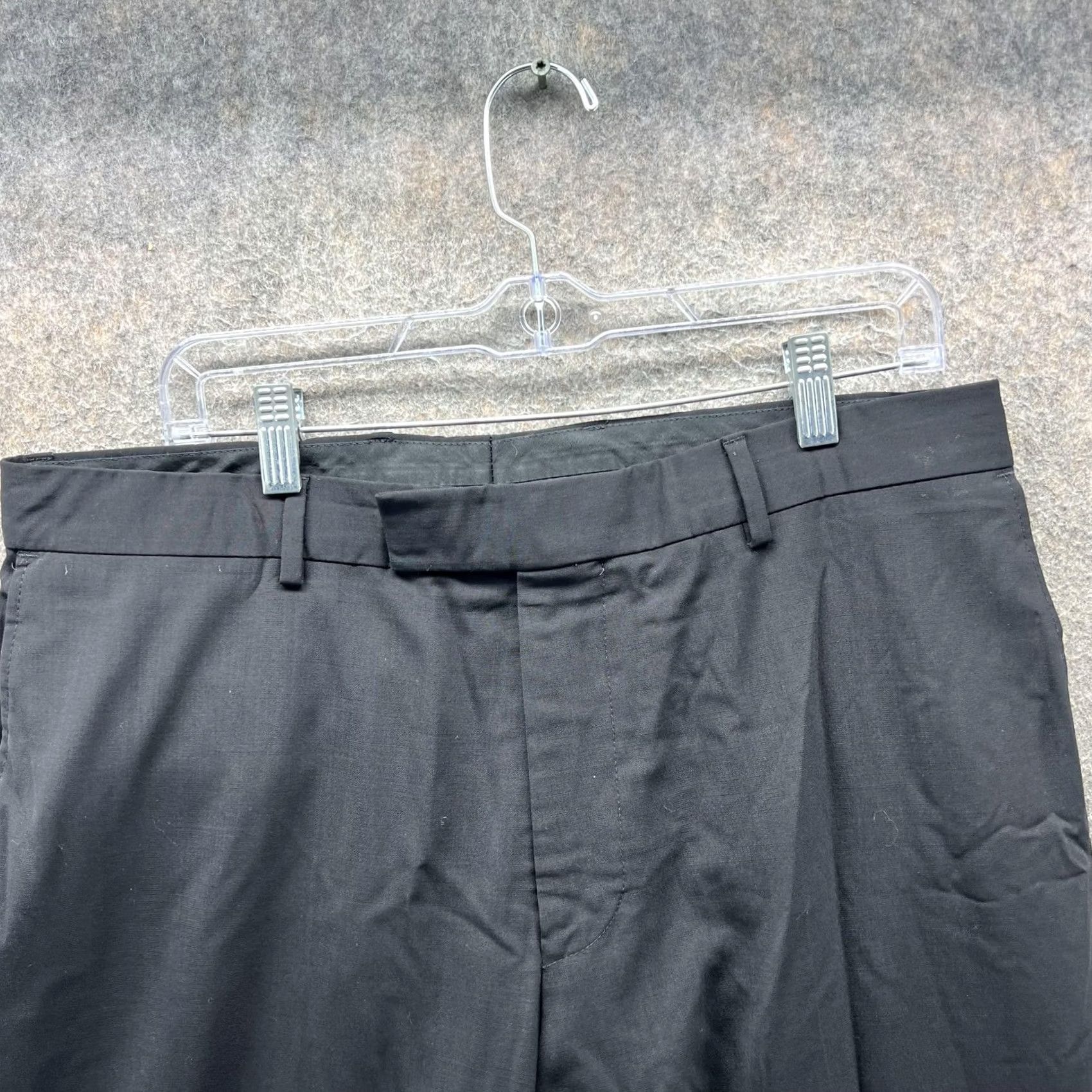 Hugo Boss HUGO BOSS Pants Mens 36R Black Jeffery US Dress Slacks Flat Front Office Regular Waist 42in Straight Leg Bagged-Preowned Mens Size US 36 / EU 52 - 3 Thumbnail