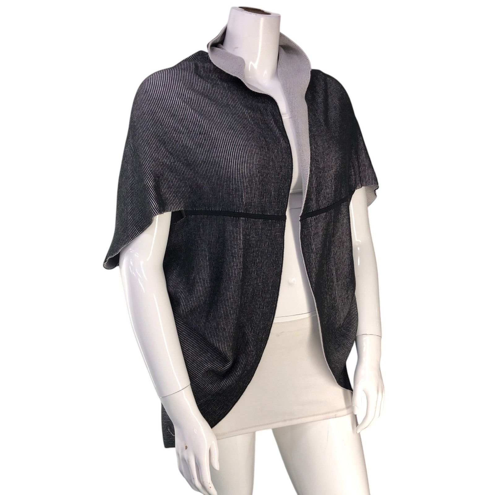Lululemon Lululemon Womens Size OS Wrap Exaltation Cardigan Reversible Size ONE SIZE - 11 Thumbnail