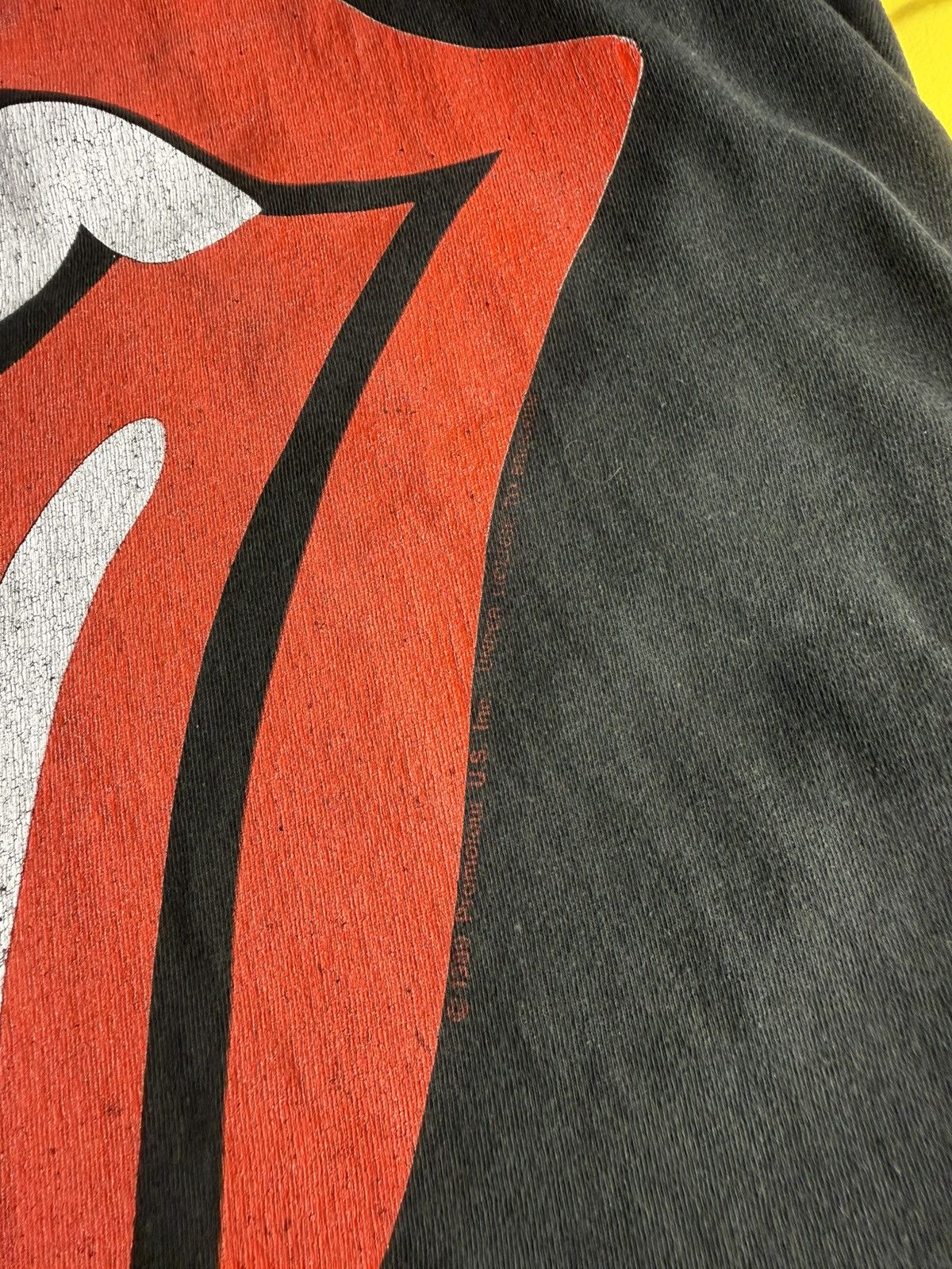 Vintage 1989 Rolling stones tour T-shirt single stitched Size US M / EU 48-50 / 2 - 3 Thumbnail