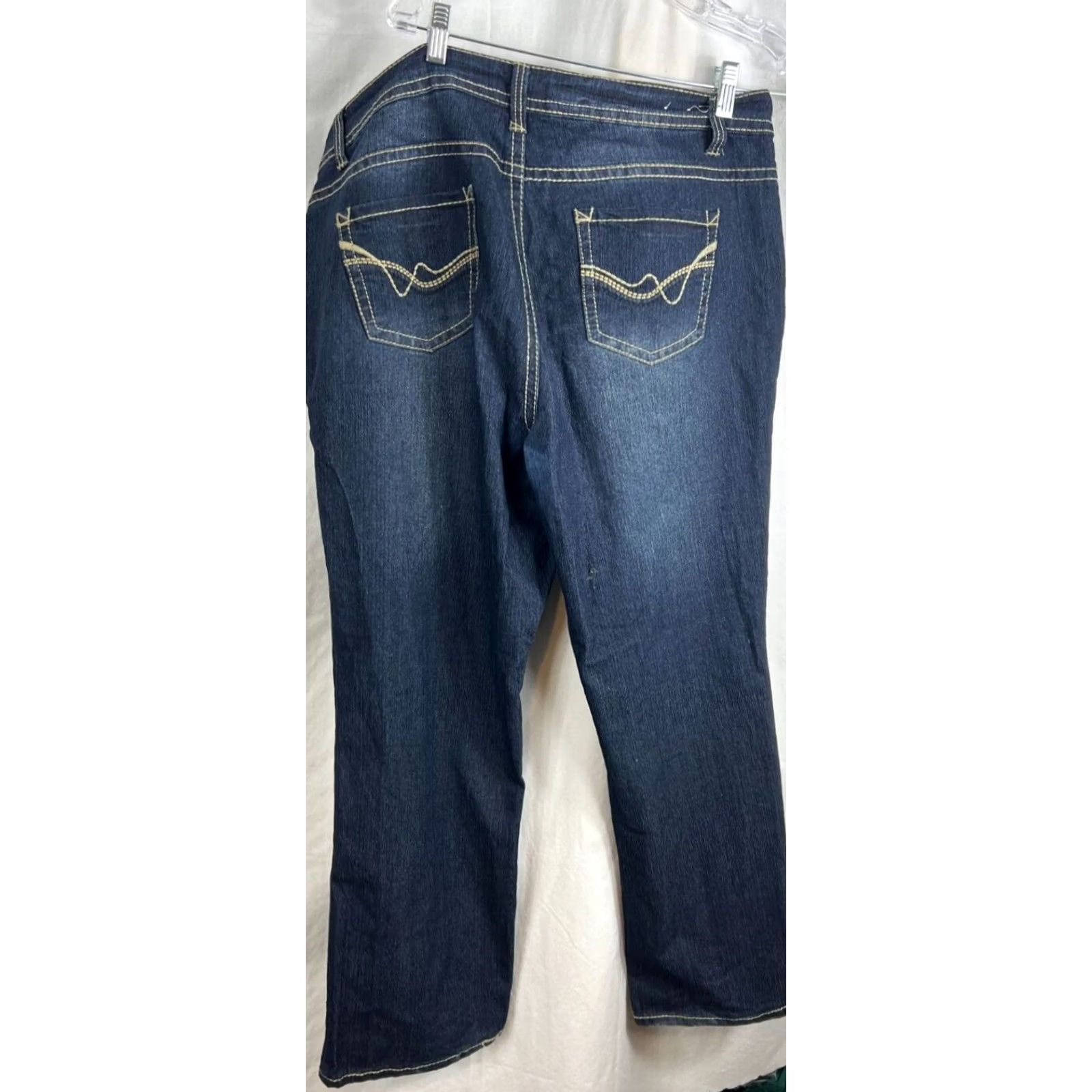 Vintage VINTAGE Wallflower Distressed Blue Jeans Women Size 16 Boot 40x31 120246 Measure Size 38" / US 16 / IT 52 - 3 Thumbnail