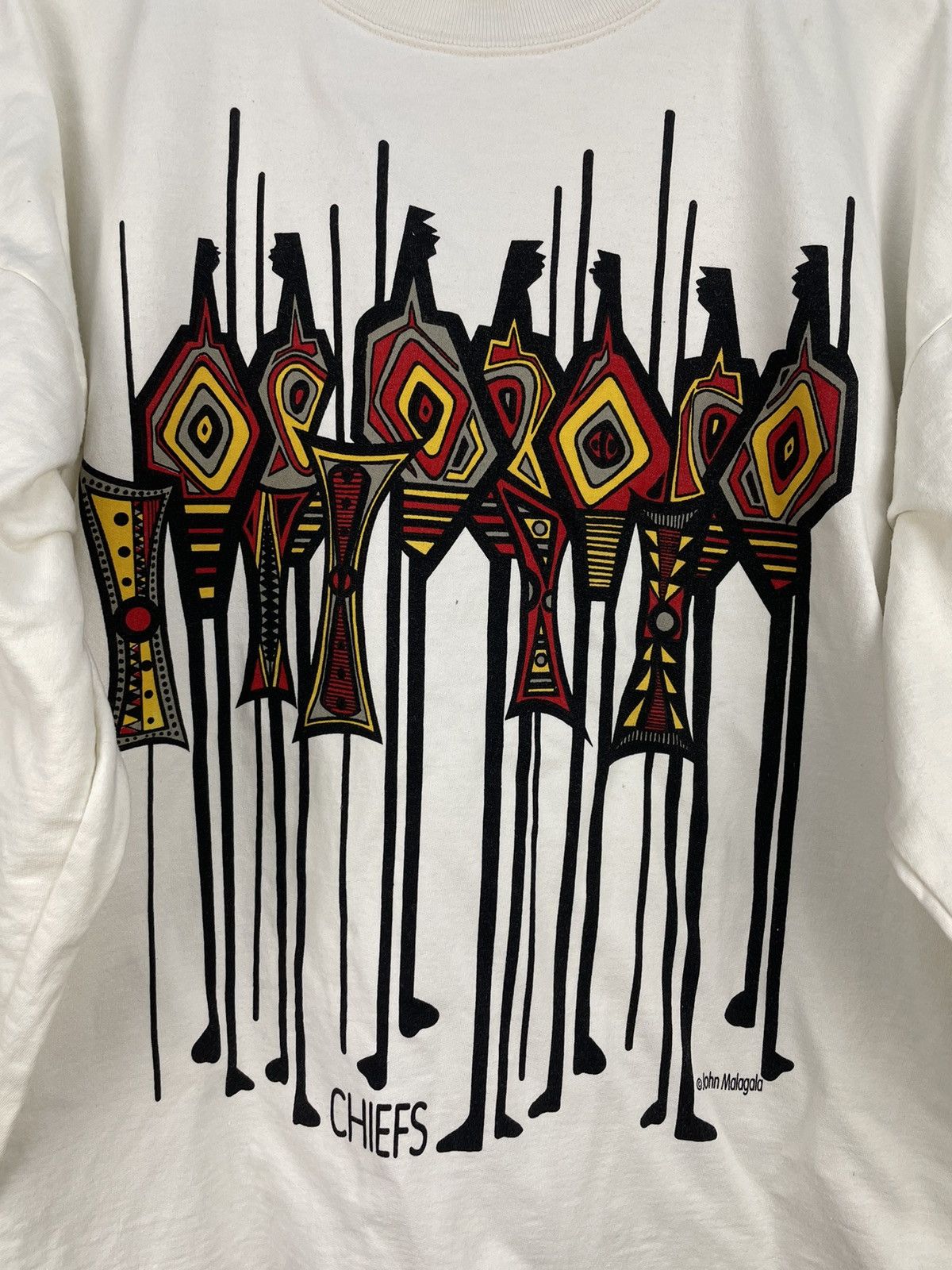 Vintage Vintage 90s John Malagala Chief art t shirt Size US XL / EU 56 / 4 - 4 Thumbnail