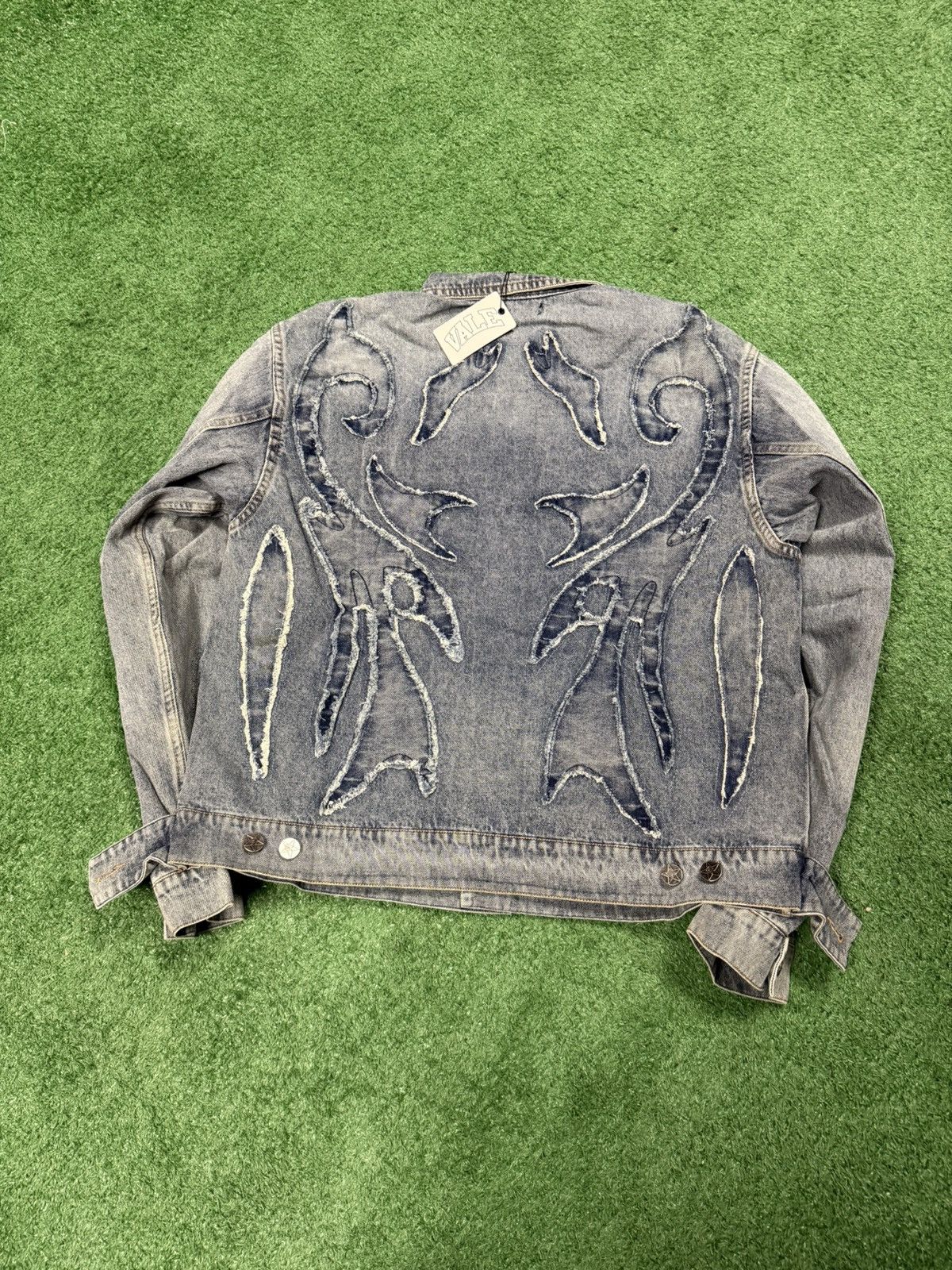 Vale Vale distressed denim jacket sized x large Size US XL / EU 56 / 4 - 4 Thumbnail
