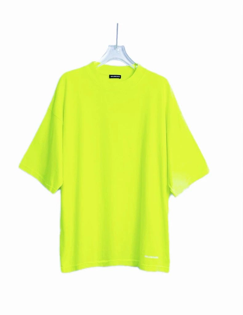 Balenciaga Balenciaga Neon Green Logo Letter Embroidered Crewneck Sho Size US M / EU 48-50 / 2 - 1 Thumbnail