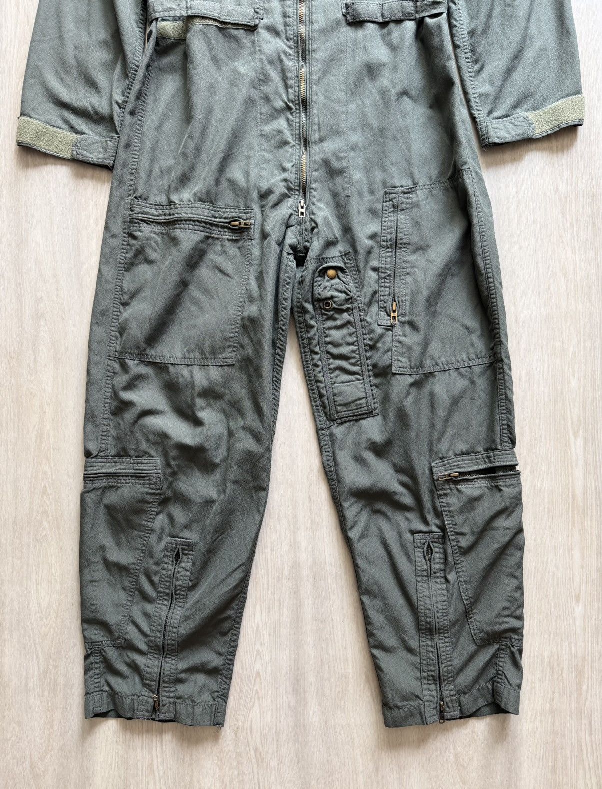 Vintage Vintage USAF Sage Green CWU-27/P Coveralls Air Force Sz 42 Size US L / EU 52-54 / 3 - 3 Thumbnail