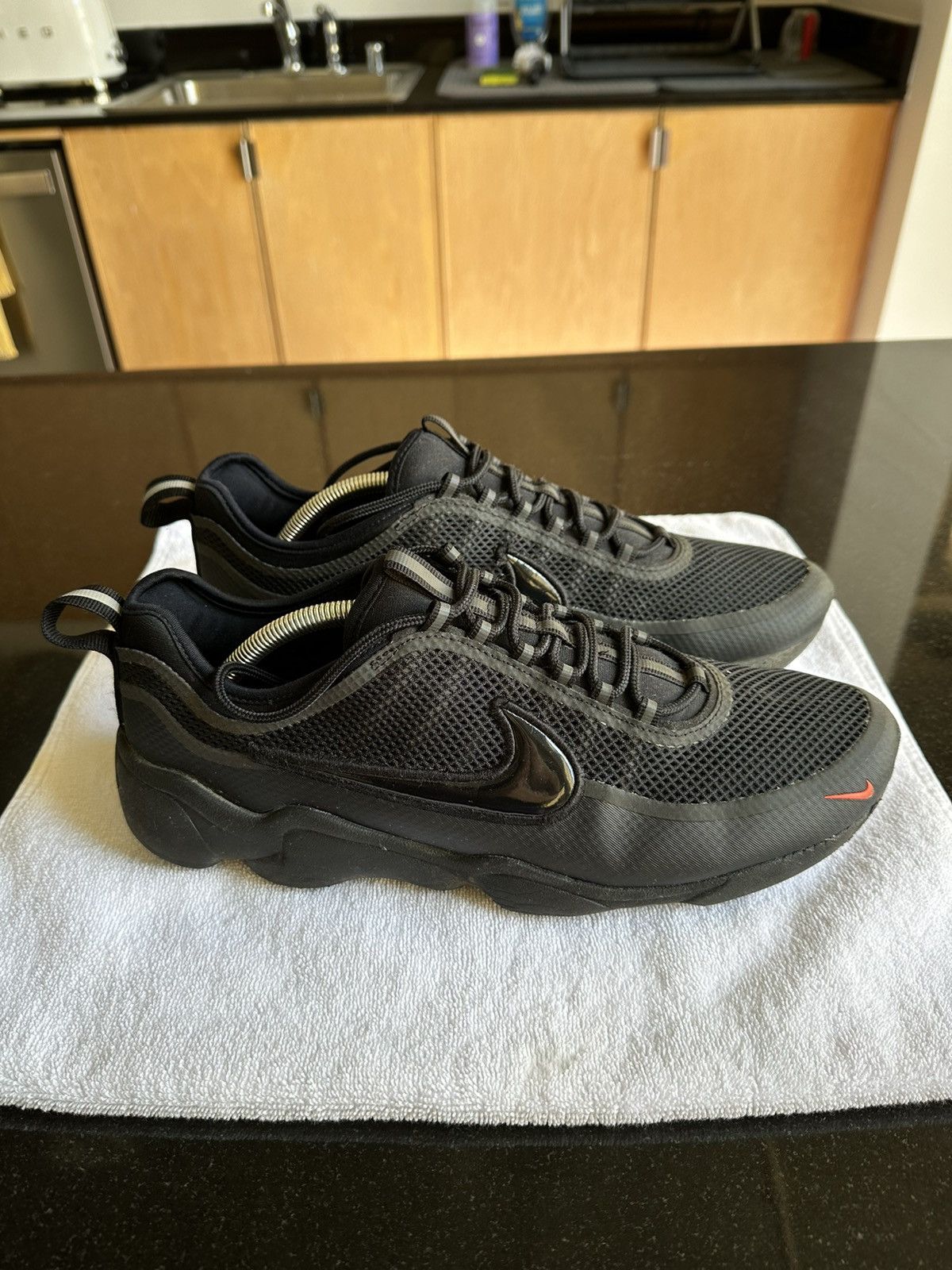 Nike Nike Air Zoom Spiridon Black Bright Crimson Size US 10.5 / EU 43-44 - 5 Thumbnail