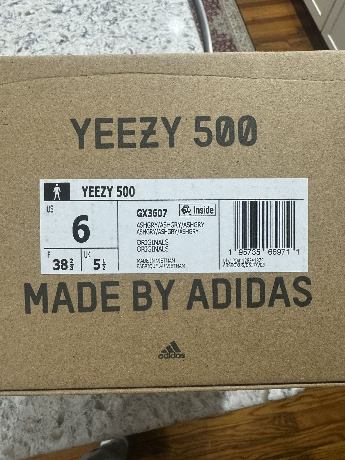 Adidas × Kanye West Adidas Yeezy 500 Ash Grey Size US 6 / EU 39 - 8 Thumbnail