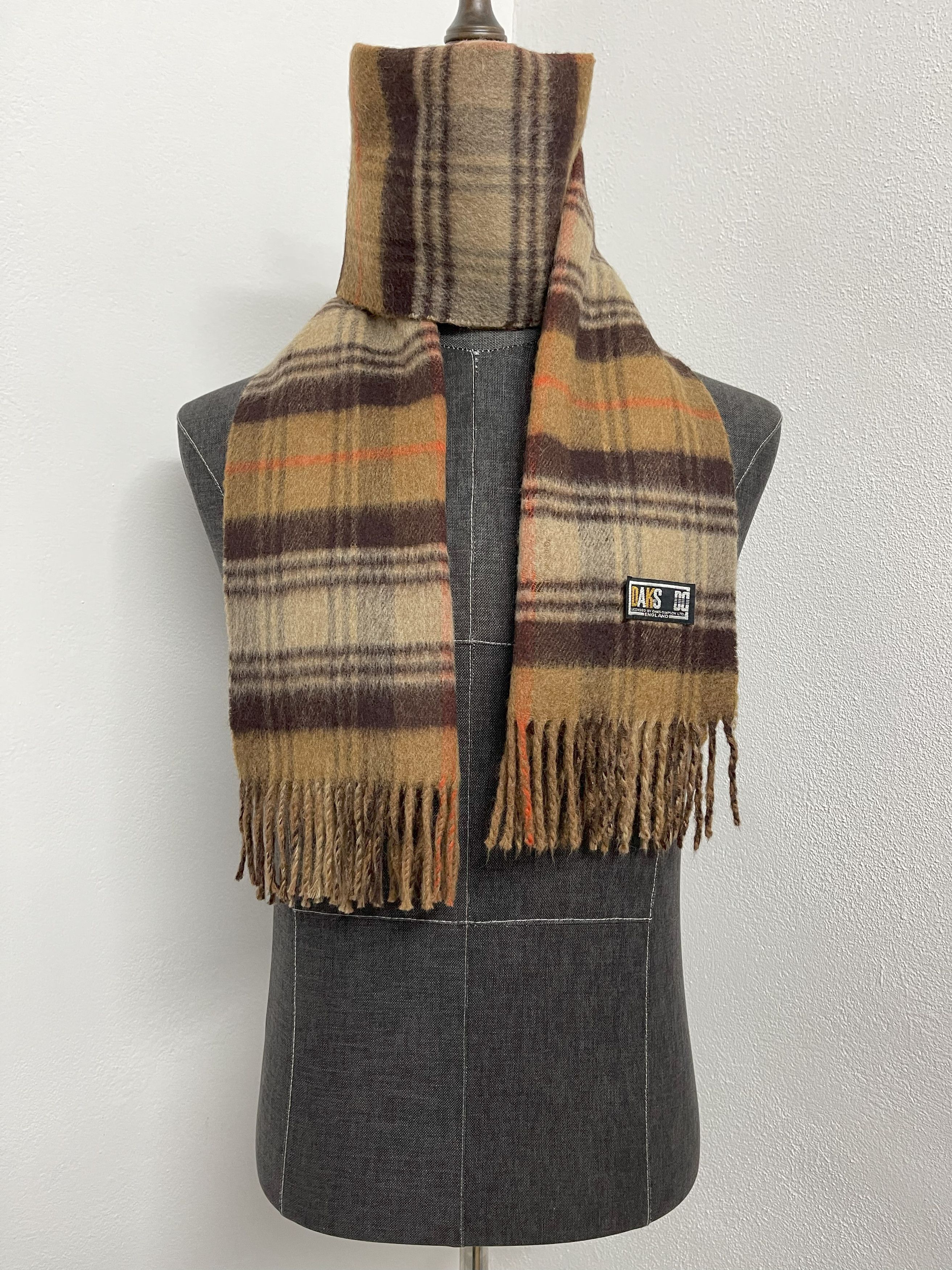 DAKS × Vintage Vintage DAKS Scarf / Muffler - 6061 Size ONE SIZE - 1 Thumbnail