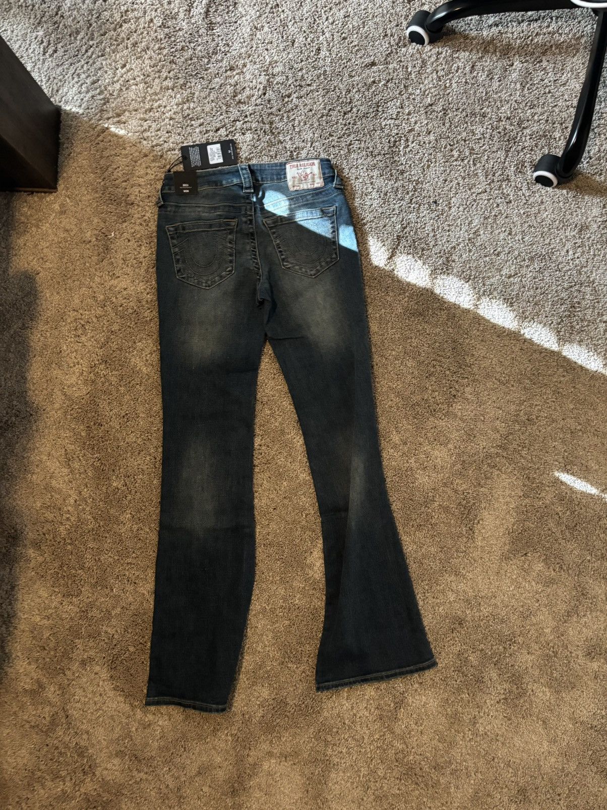 True Religion Becca Mid Rise Jeans Size 26" / US 2 / IT 38 - 2 Thumbnail