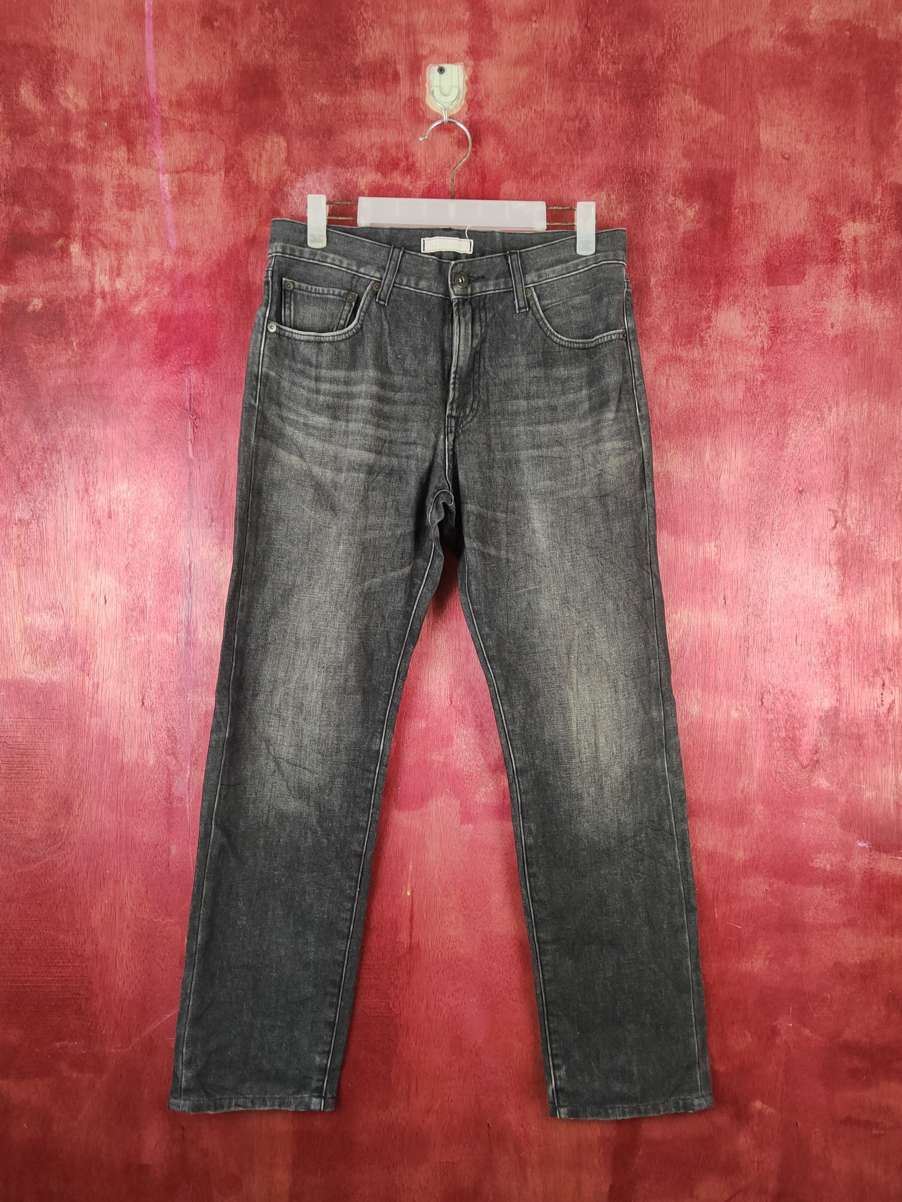 Japanese Brand Uniqlo Black Faded japan vintage Jeans #S1779 Size US 30 / EU 46 - 1 Thumbnail