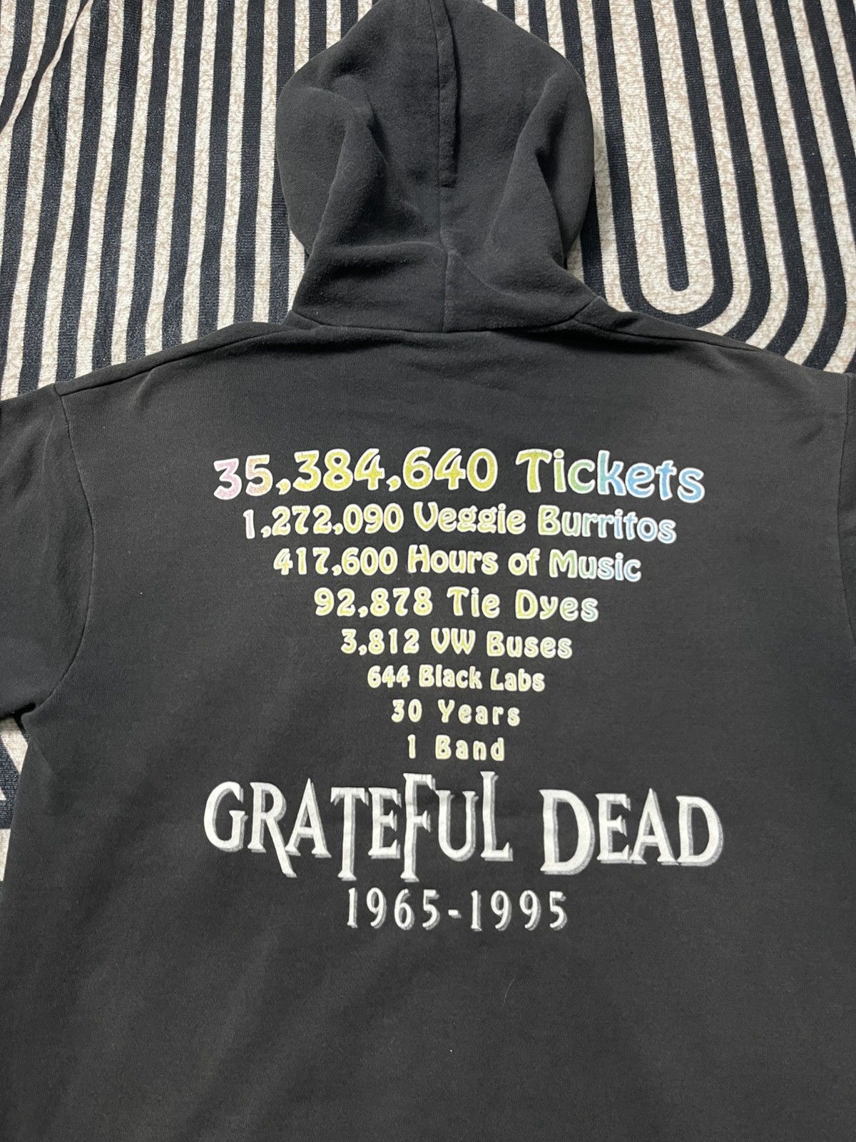 Band Tees VINTAGE 1996 GRATEFUL DEAD TOUR STATS ZIPPER HOODED RARE Size US M / EU 48-50 / 2 - 13 Thumbnail
