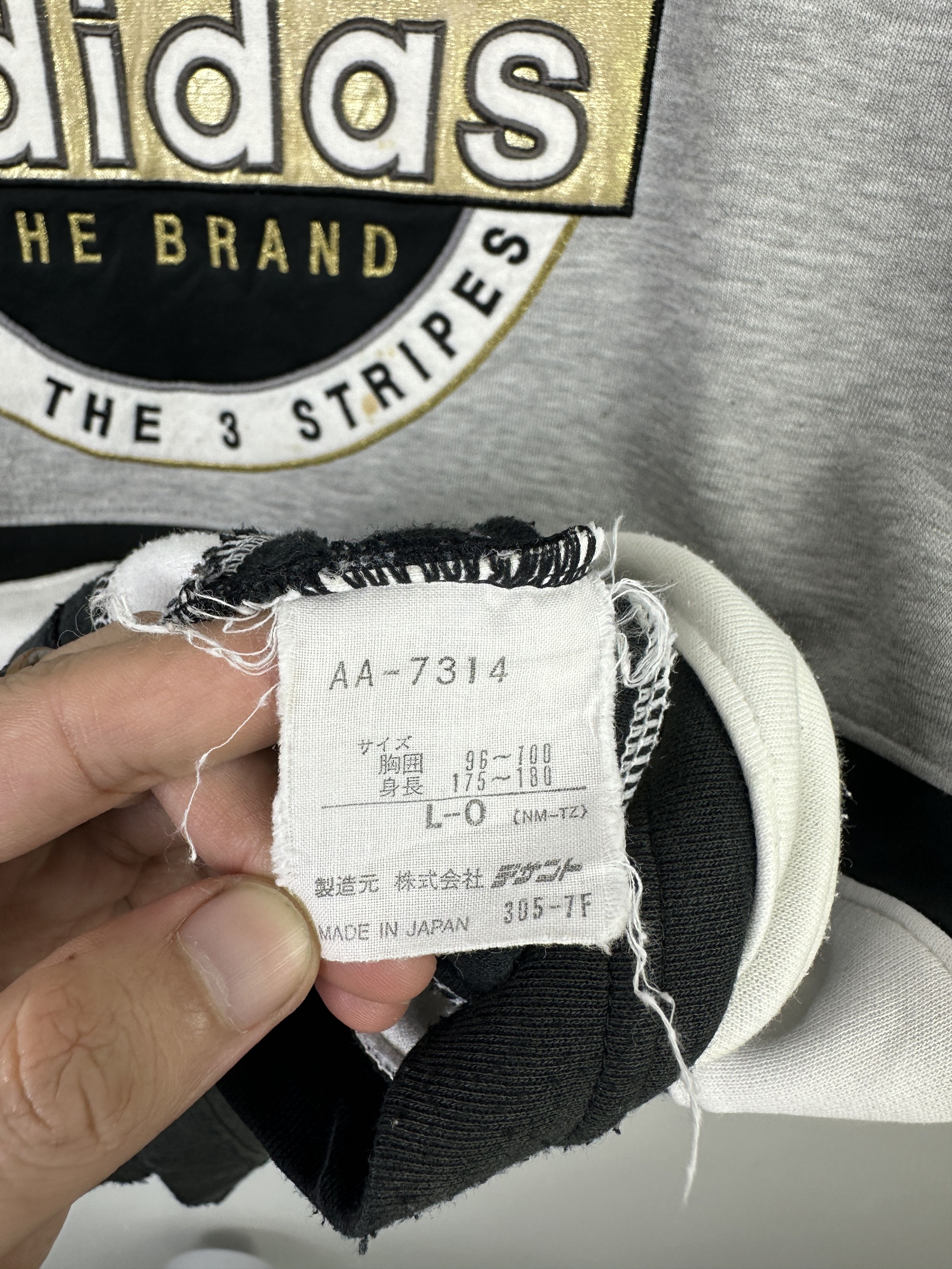 Adidas Vintage 90s Adidas Descente Big Logo Sweatshirt BP001 Size US L / EU 52-54 / 3 - 7 Thumbnail