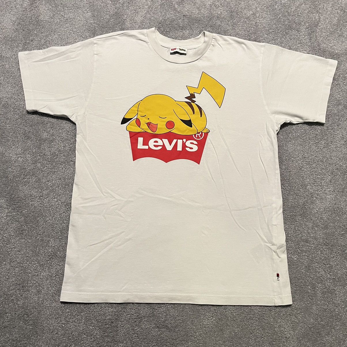 Levi’s x Pokémon Pikachu Sleeping Graphic Logo T Shirt XS