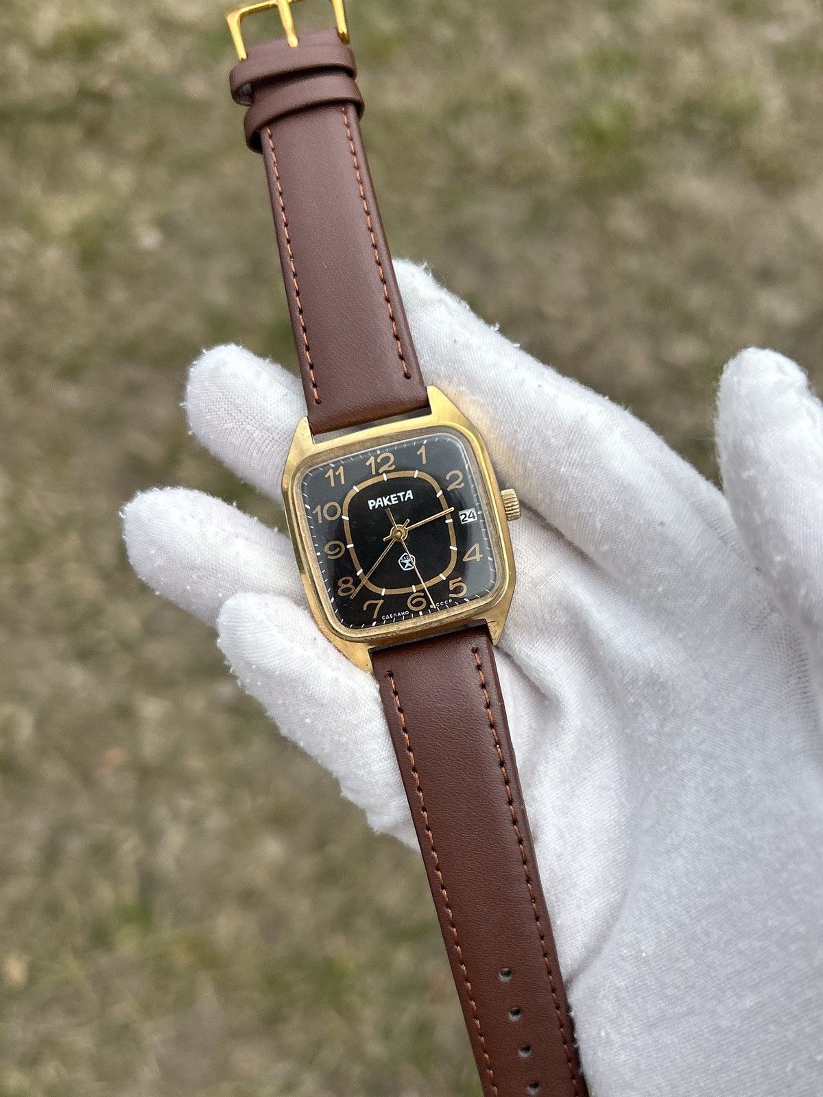 Vintage Vintage Watch Raketa USSR Soviet Mechanical 1980s Size ONE SIZE - 20 Thumbnail