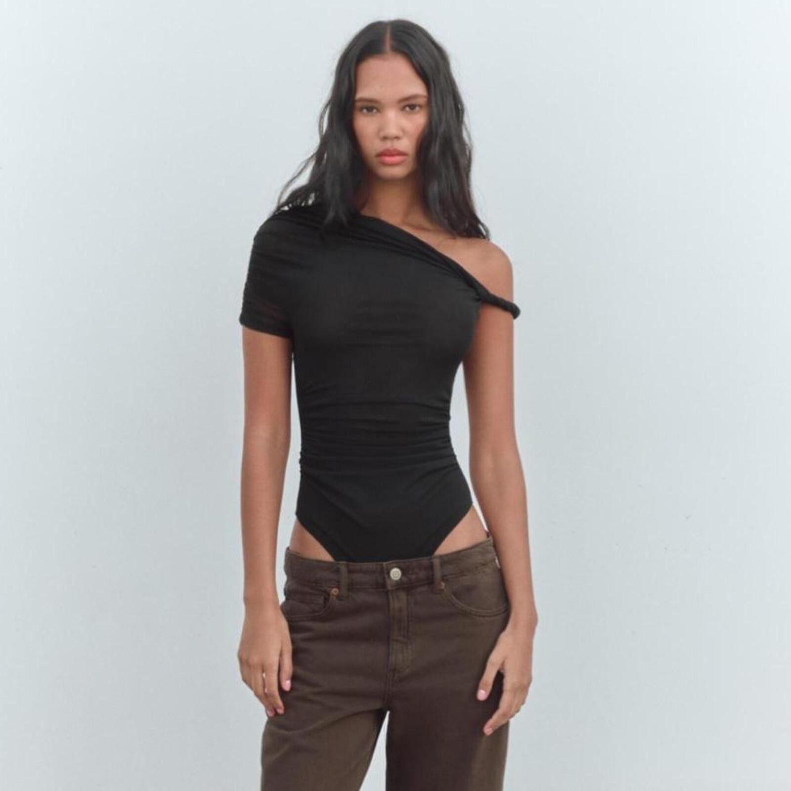 Zara Zara black off the shoulder bodysuit #bodysuit Size ONE SIZE - 1 Thumbnail