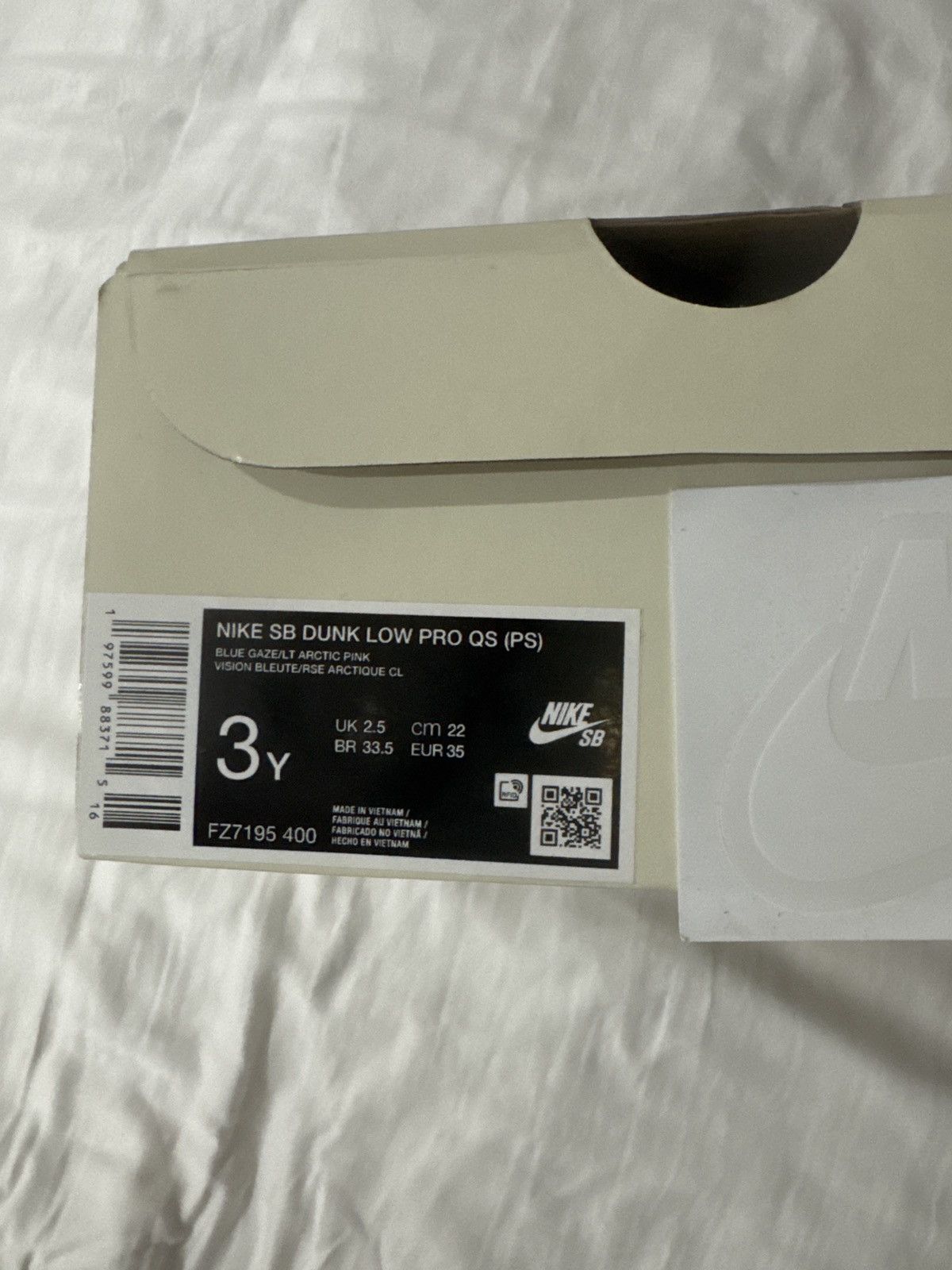 Girls Don't Cry × Nike Nike SB Dunk Low Pro QS Verdy Visty Size US 5 / EU 37 - 7 Thumbnail