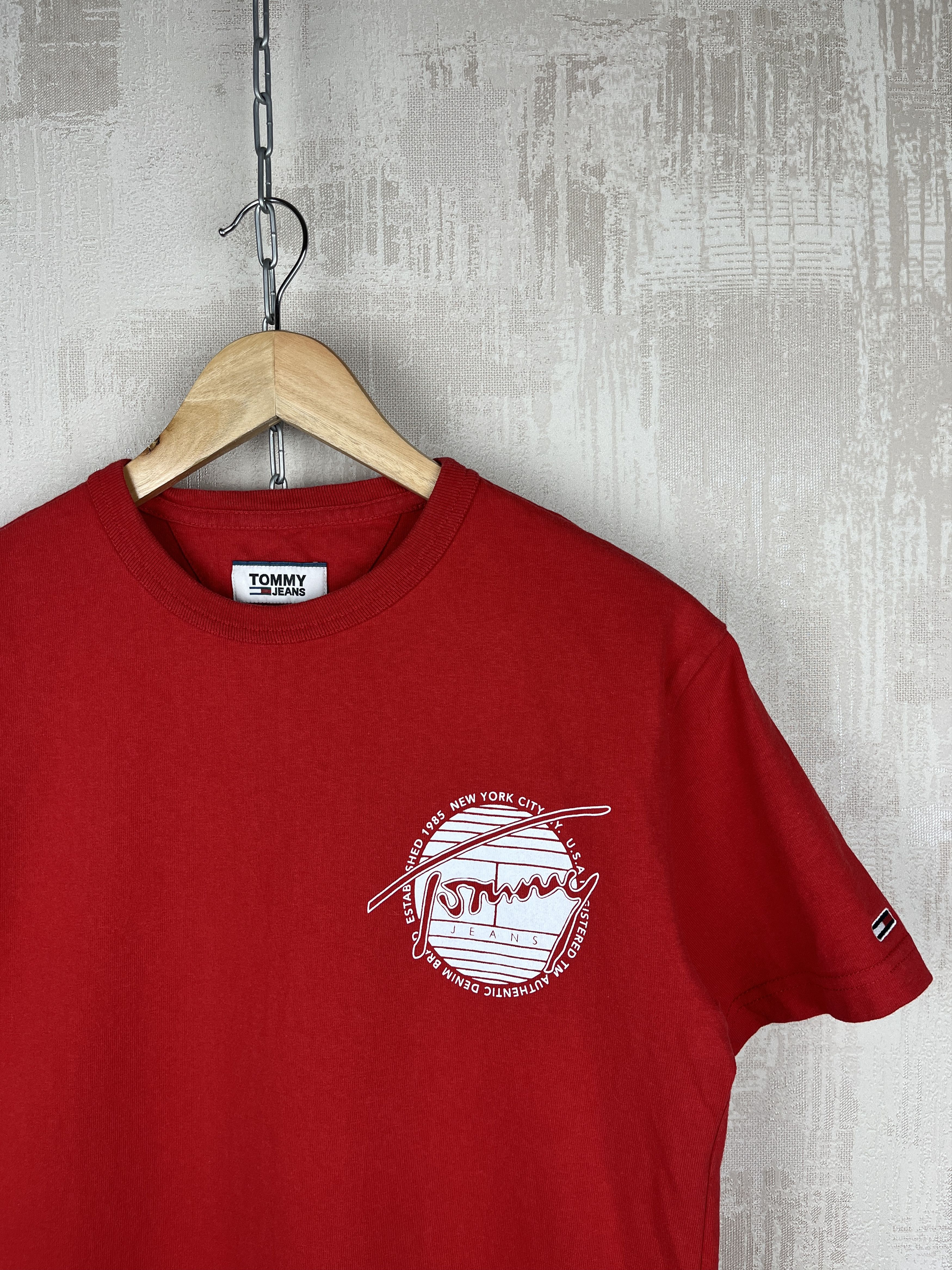 Tommy Hilfiger Tommy Hilfiger Tommy Jeans Big Logo Back T-shirt Size US S / EU 44-46 / 1 - 7 Thumbnail