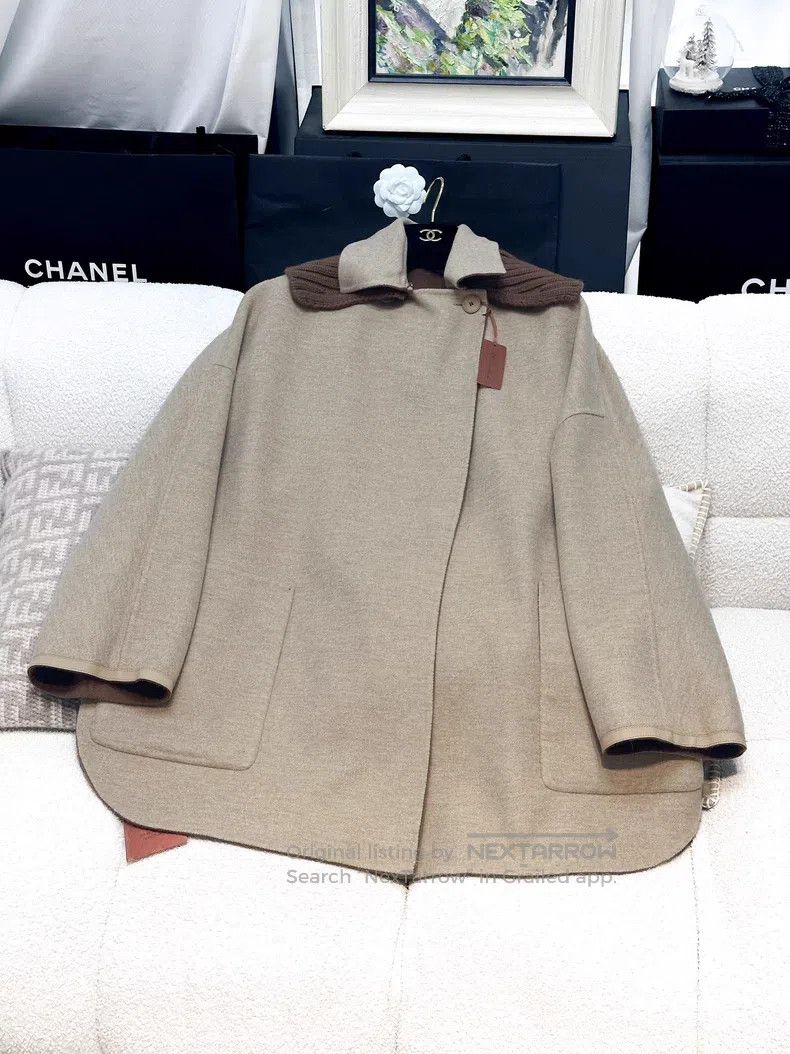Loro Piana Loro Piana Coffee color with khaki color double-sided wear Size S / US 4 / IT 40 - 2 Thumbnail