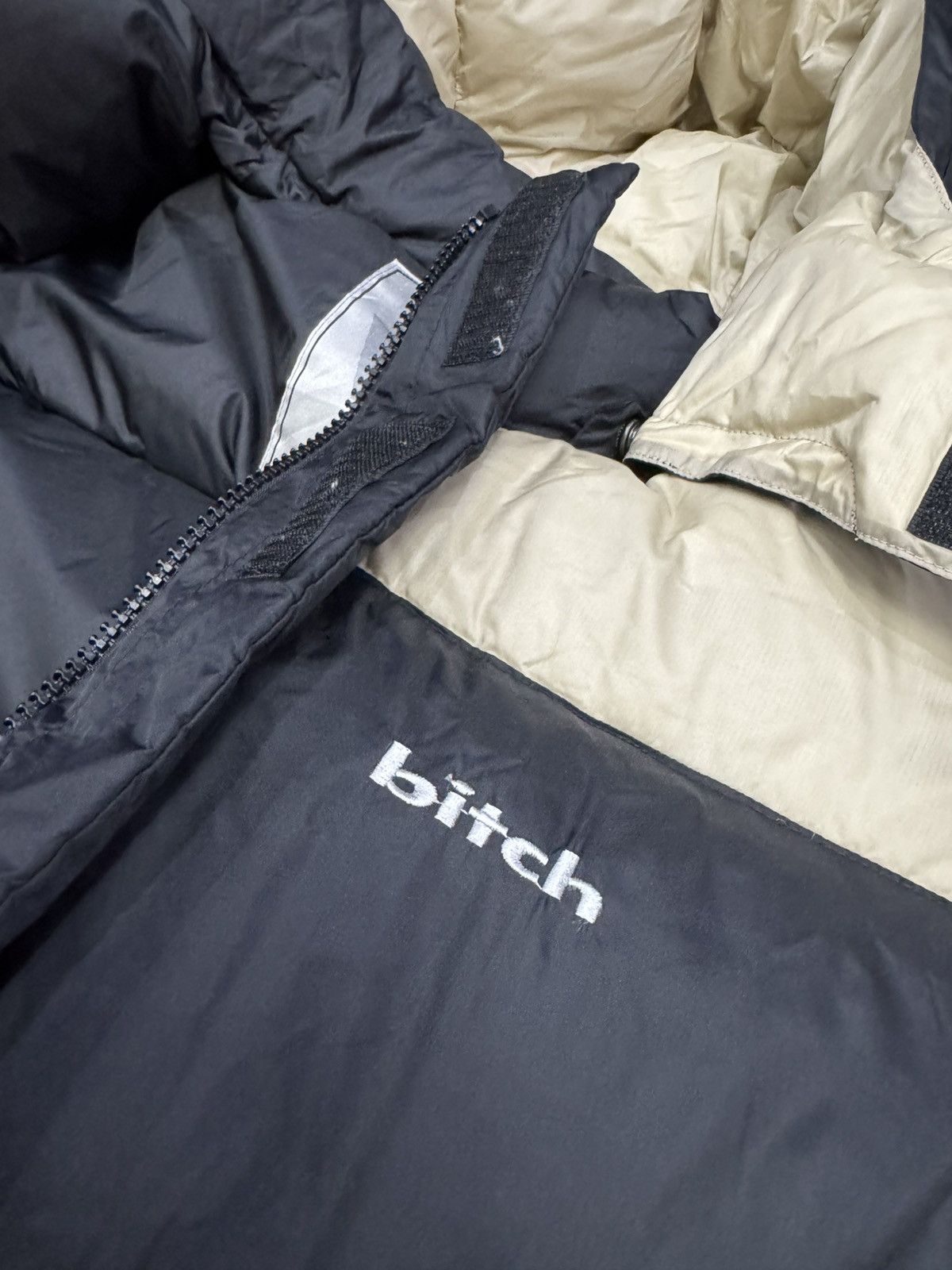 Vintage 90s BITCH SKATEBOARD BRAND PUFFER BUBBLE JACKET Size US M / EU 48-50 / 2 - 9 Thumbnail