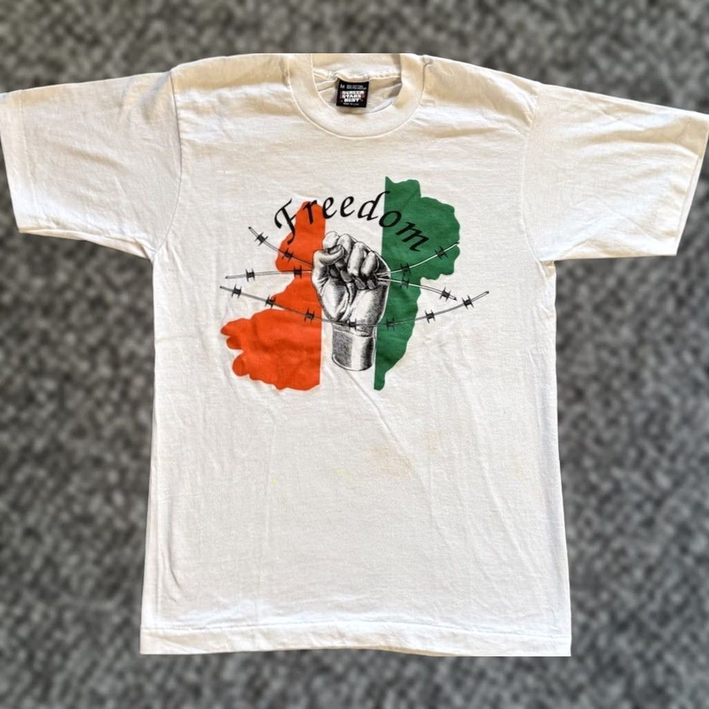 Vintage VINTAGE 80s Irish Freedom T Shirt Sz M Flag of Ireland Troubles Sinn Fein Noraid White Screen Stars Mens Size US M / EU 48-50 / 2 - 1 Thumbnail