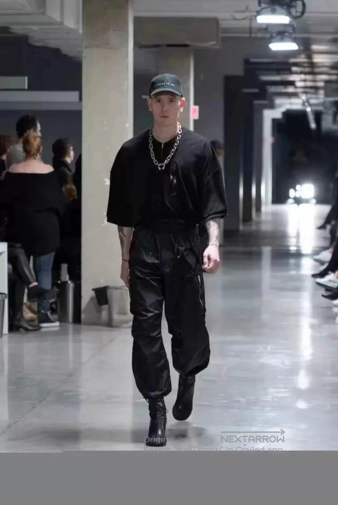 Random Identities oversized black polo shirt with unique design. Size M / US 6-8 / IT 42-44 - 6 Thumbnail