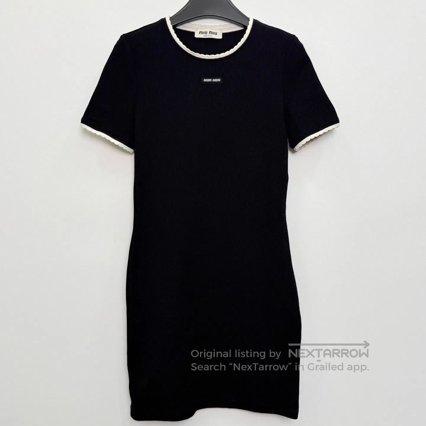 Miu Miu MIU MIU Solid Logo Letter Patch Short. Size M / US 6-8 / IT 42-44 - 1 Thumbnail
