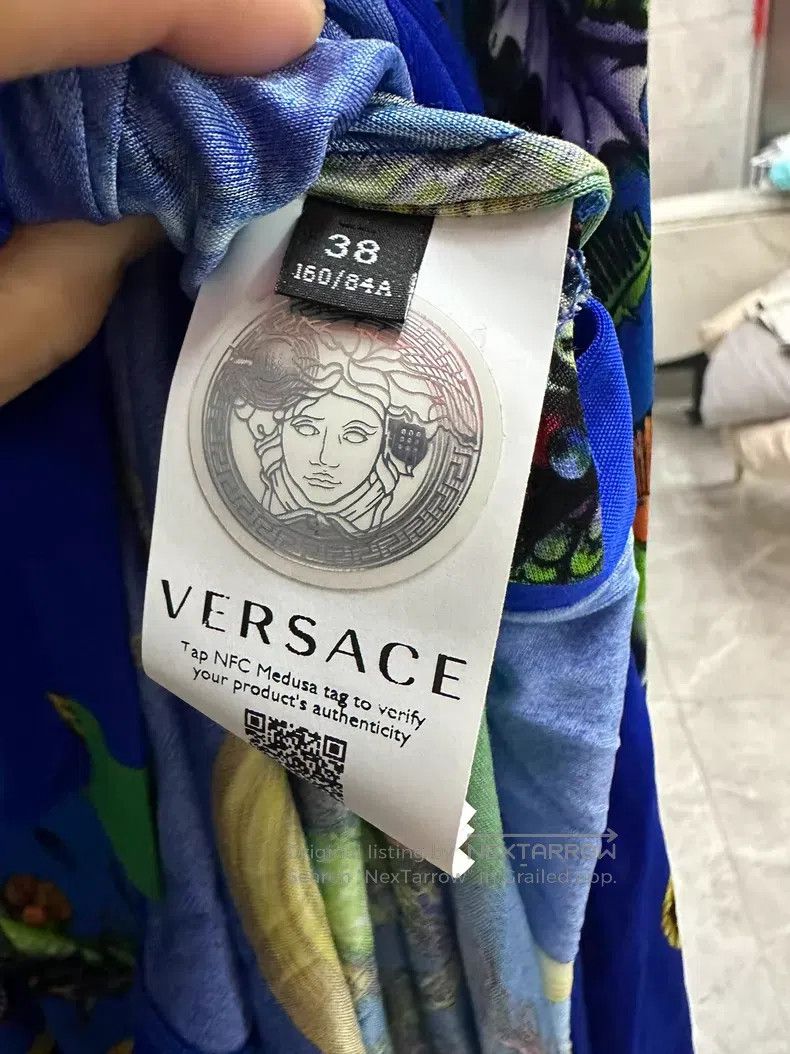Versace Versace dress Size XS / US 0-2 / IT 36-38 - 3 Thumbnail
