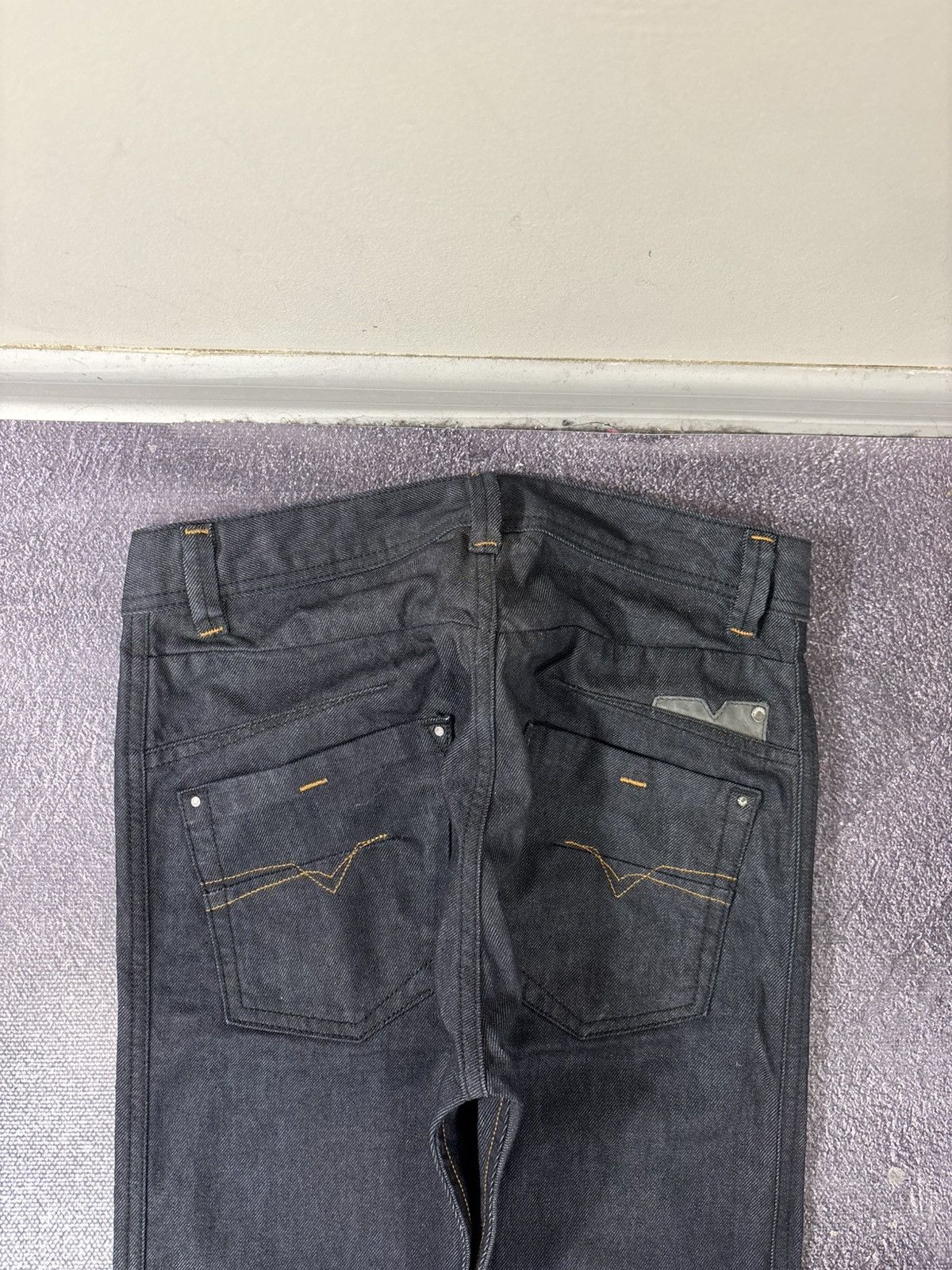 Diesel Diesel Darron Regular Slim Tapered NWT Men’s Denim Jeans Size US 27 - 18 Thumbnail