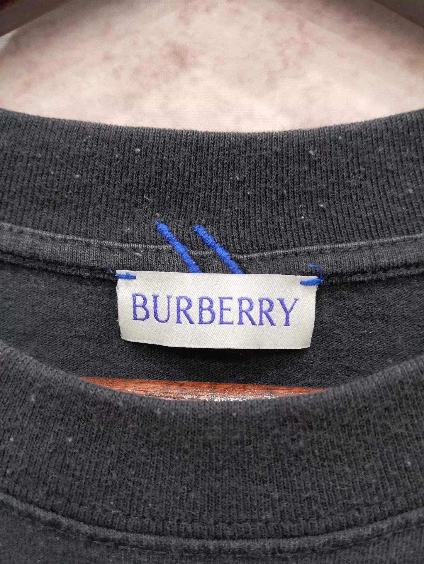 Burberry Burberry solid crewneck relaxed short sleeve tee S Size US S / EU 44-46 / 1 - 4 Thumbnail