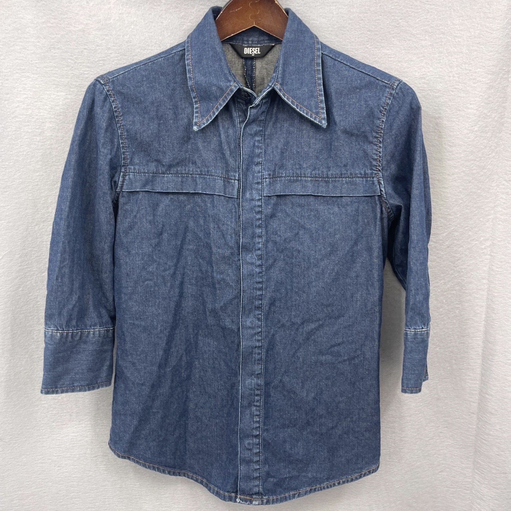 Diesel Diesel Shirt Womens Small 3/4 Sleeve Snap Denim Slim Fit y2k Quiet READ Size S / US 4 / IT 40 - 2 Thumbnail