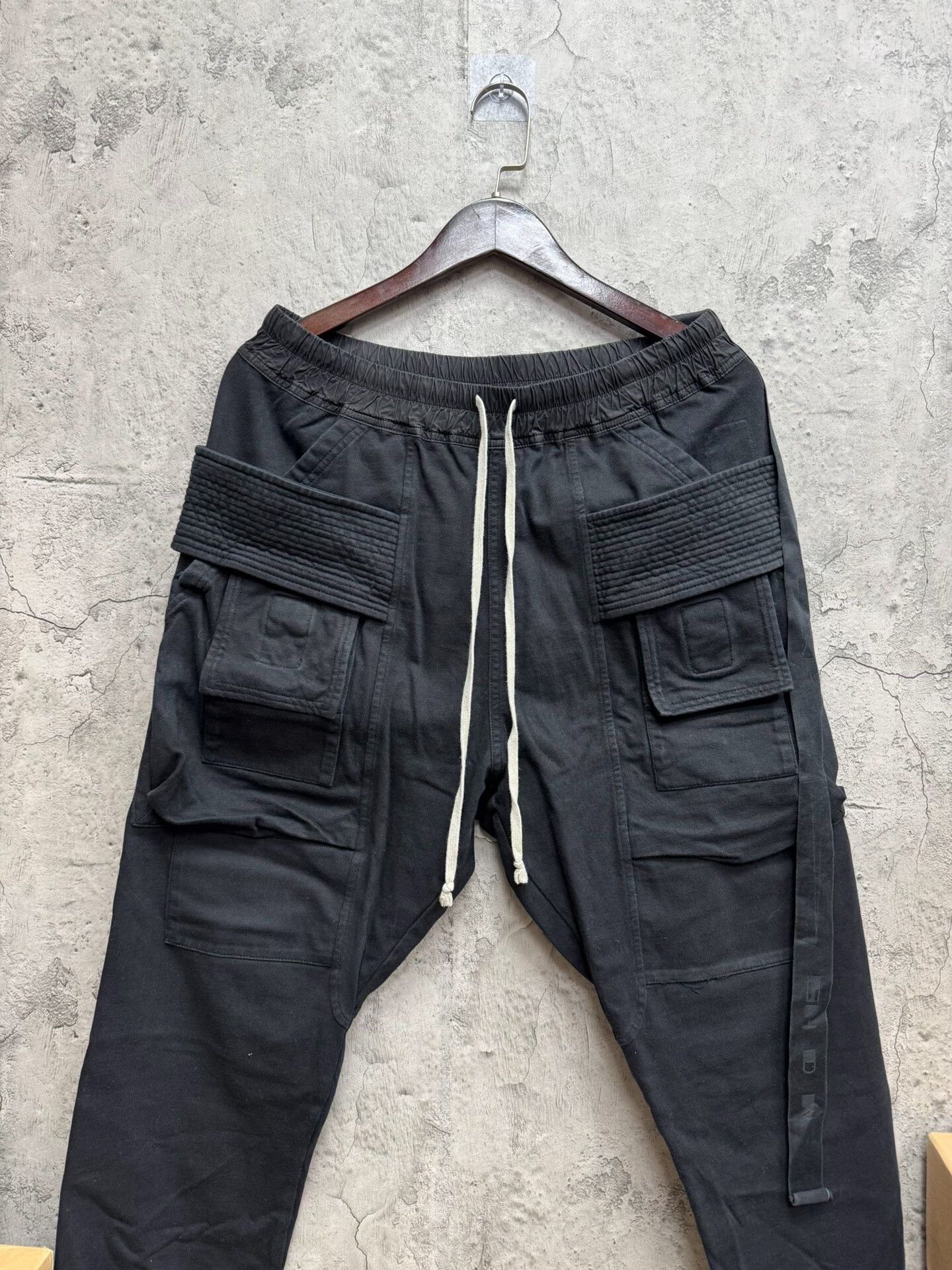 Rick Owens Rick Owens Casual Black Casual Pants S Men Size US 30 / EU 46 - 1 Thumbnail